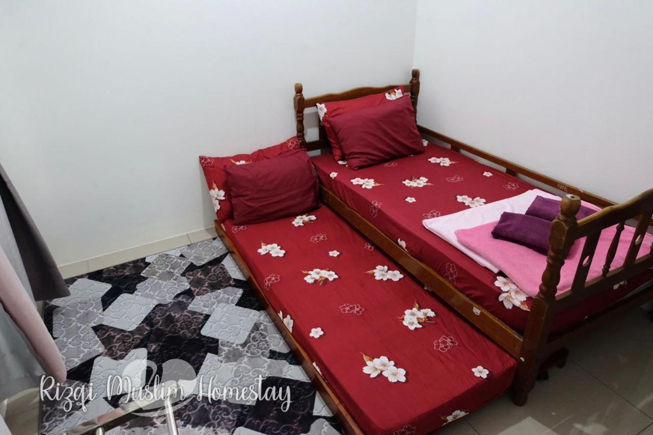 Rizqi Muslim Homestay Meru Casa Kayangan photo 6
