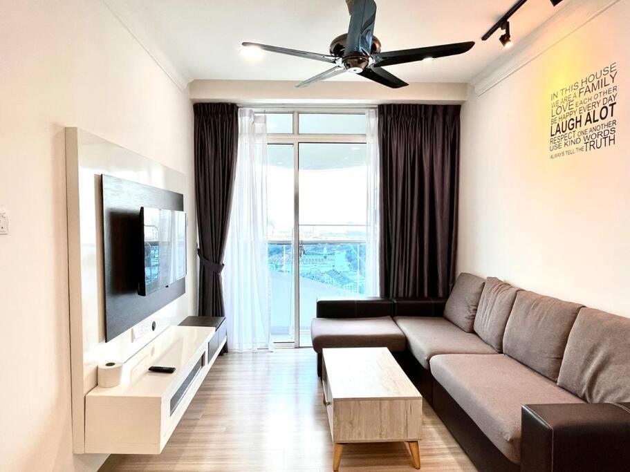 Concept Suite 05 @ The Wave Residence