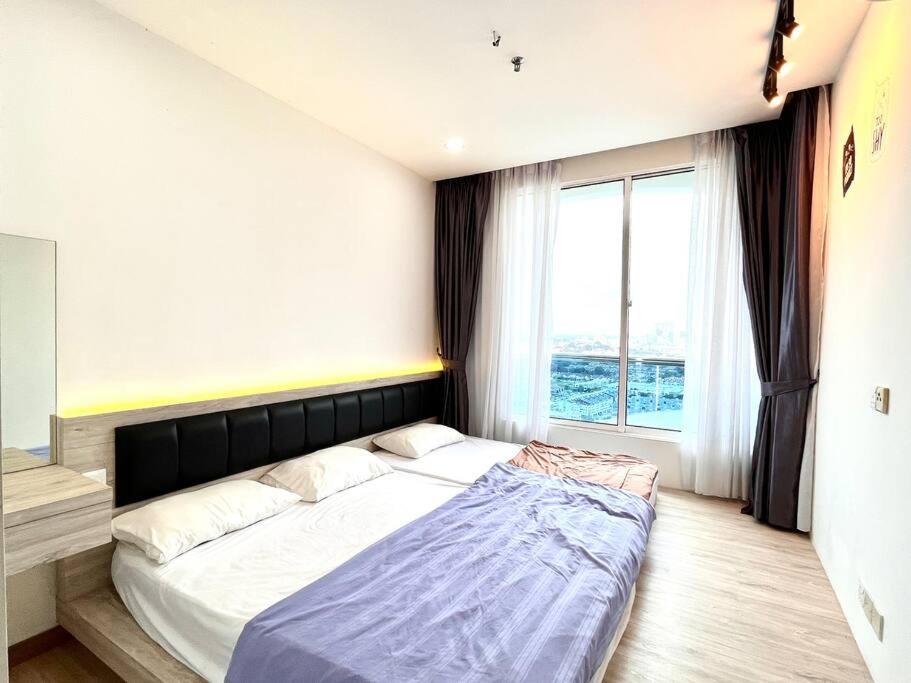 Concept Suite 05 @ The Wave Residence
