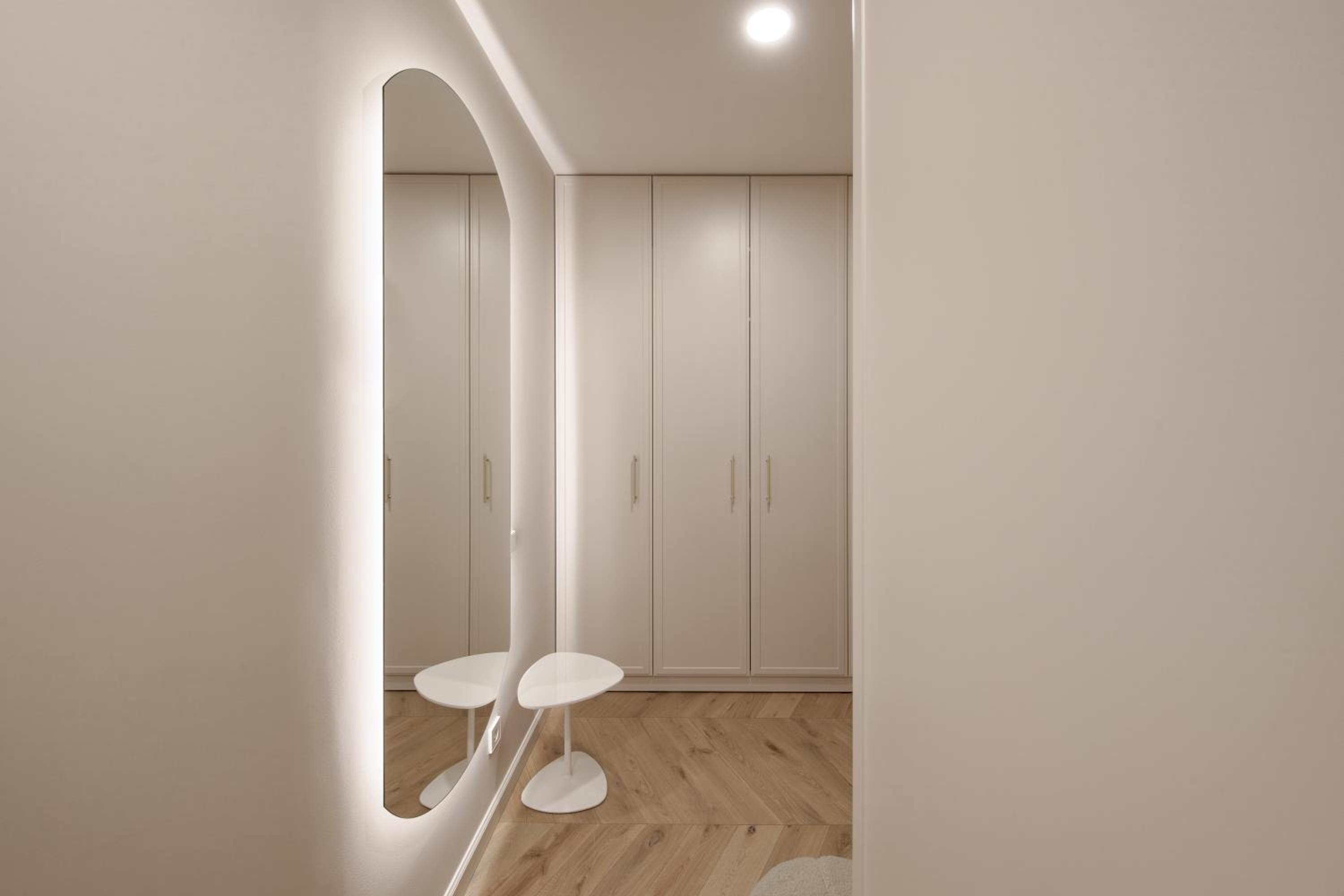 IVIS House - Elegant Apartment with Church View in Vilnius Old Town view 2