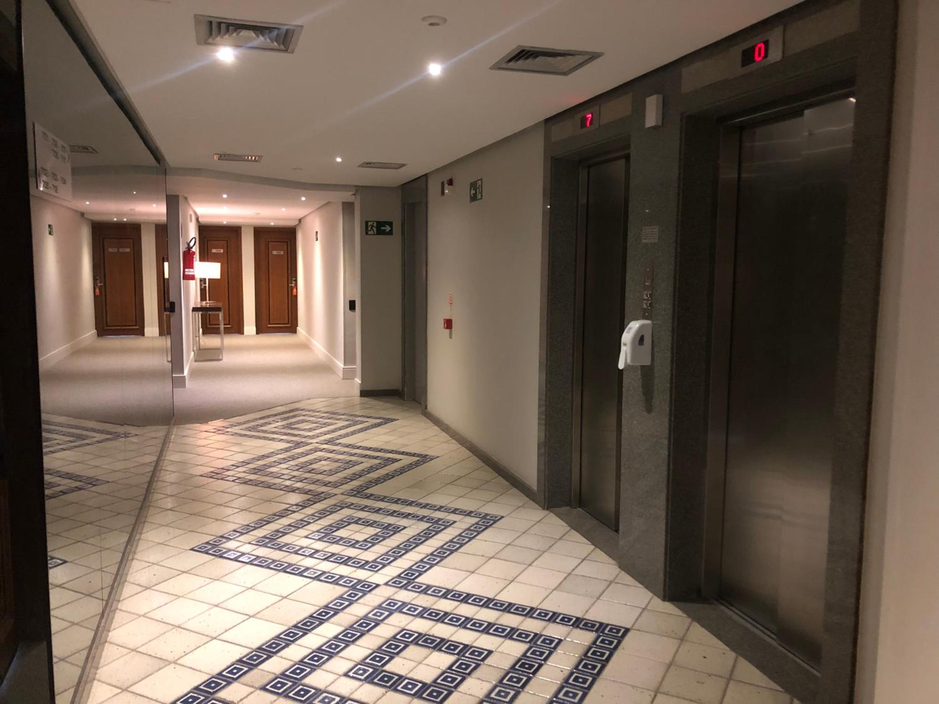 FLAT-HOTEL Faria Lima Itaim São Paulo, garagem inclusa !