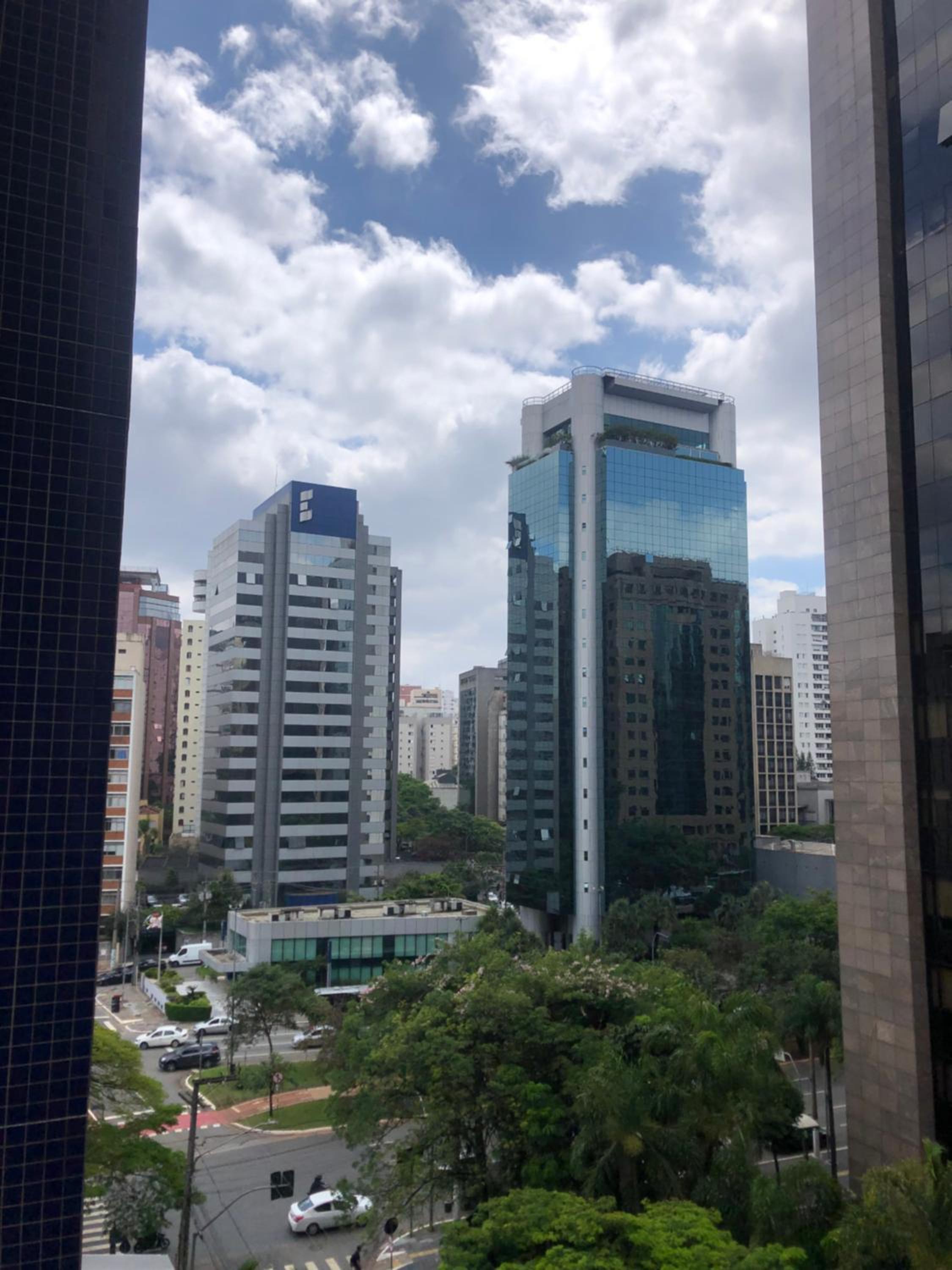 FLAT-HOTEL Faria Lima Itaim São Paulo, garagem inclusa !