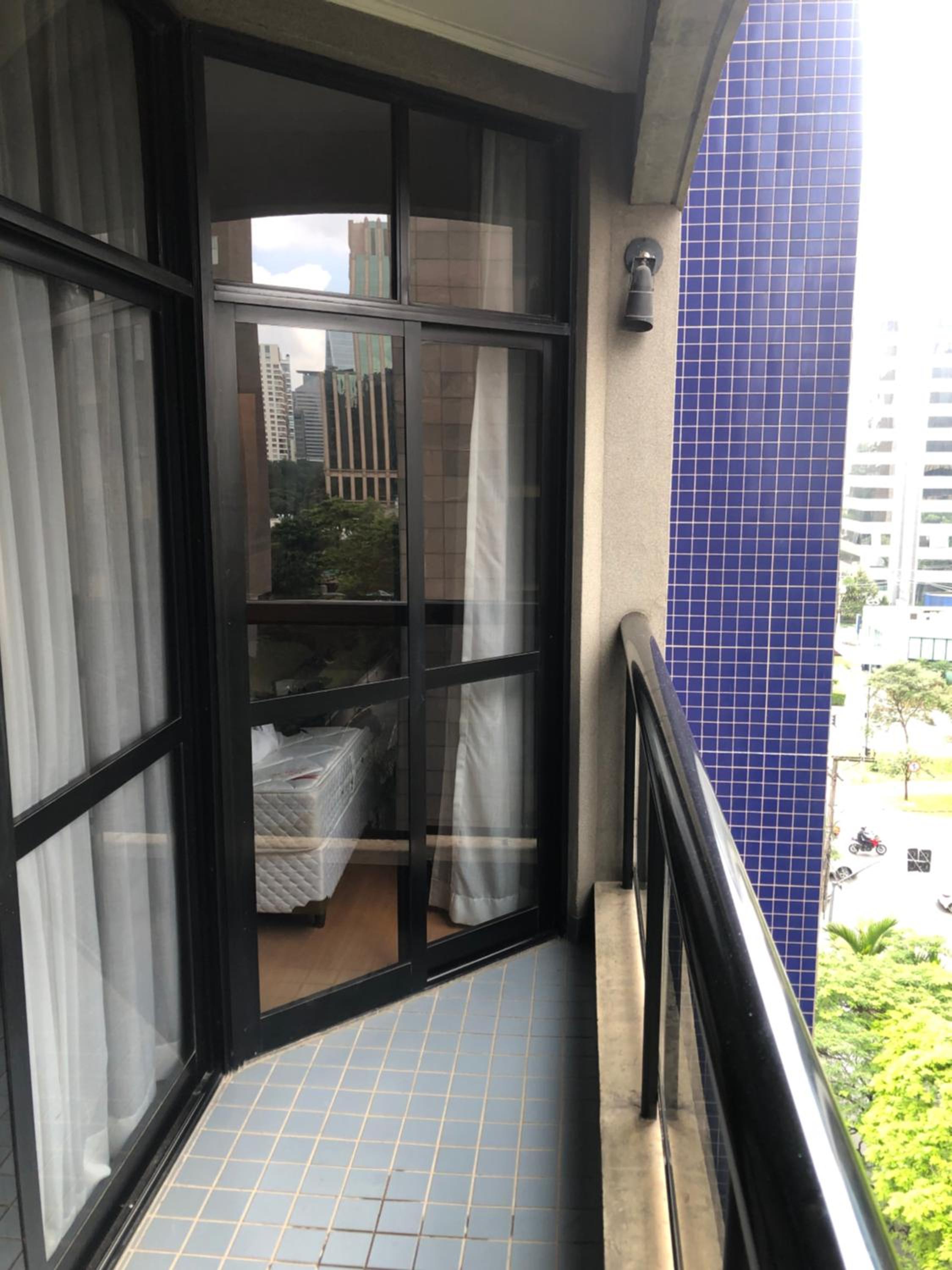 FLAT-HOTEL Faria Lima Itaim São Paulo, garagem inclusa !
