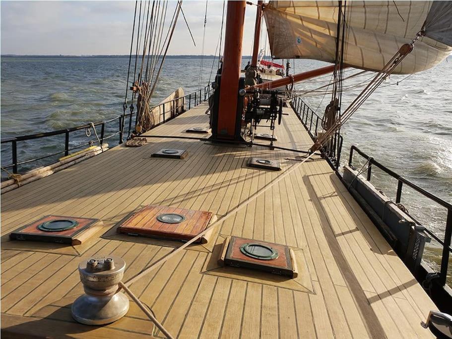 Boutique style ship 10 double cabins view 5