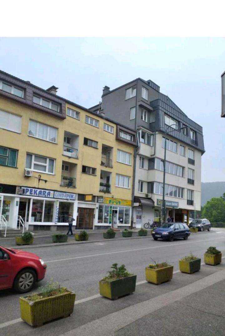 Trosoban apartman Sarajevo, Ilidza centar