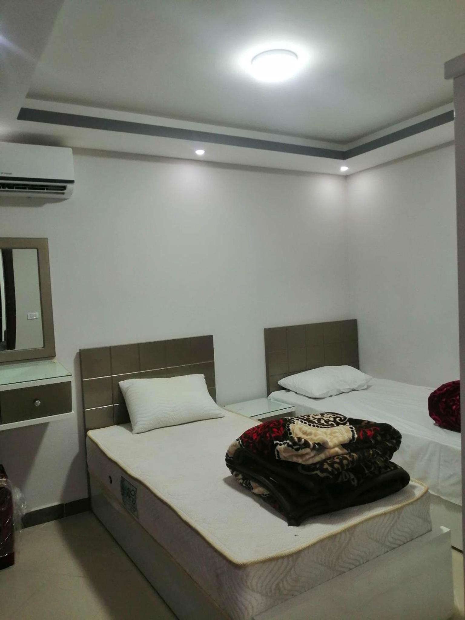 b second floor