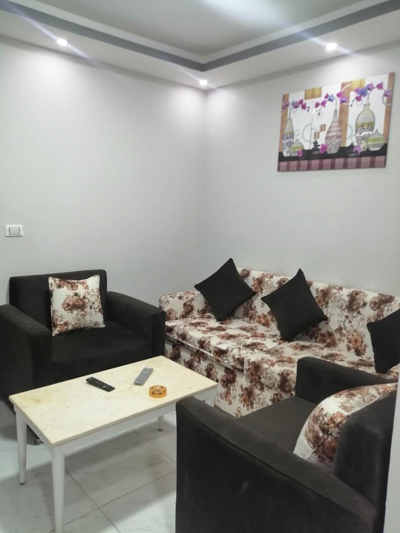 b second floor
