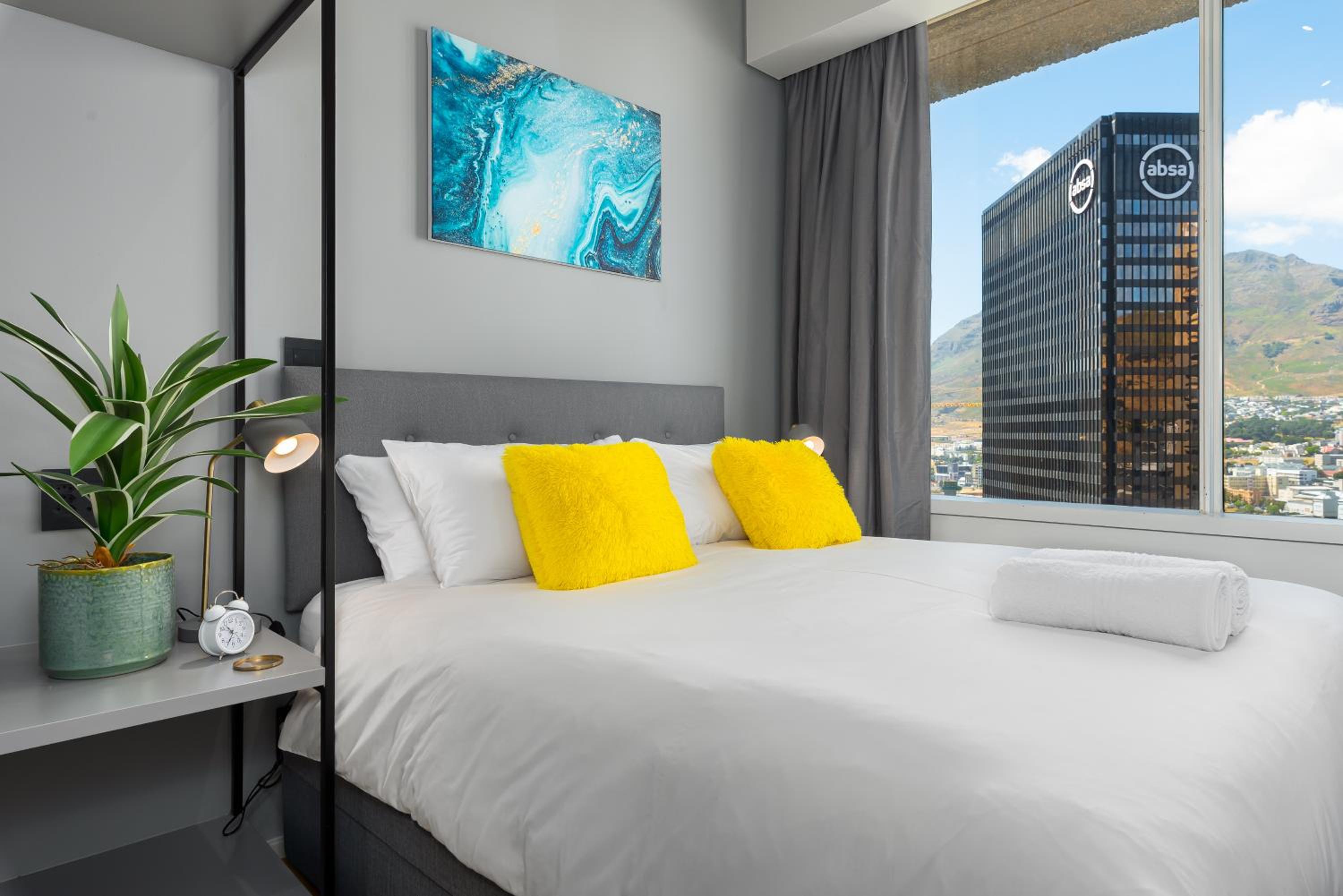 One Thibault Luxury Apartments