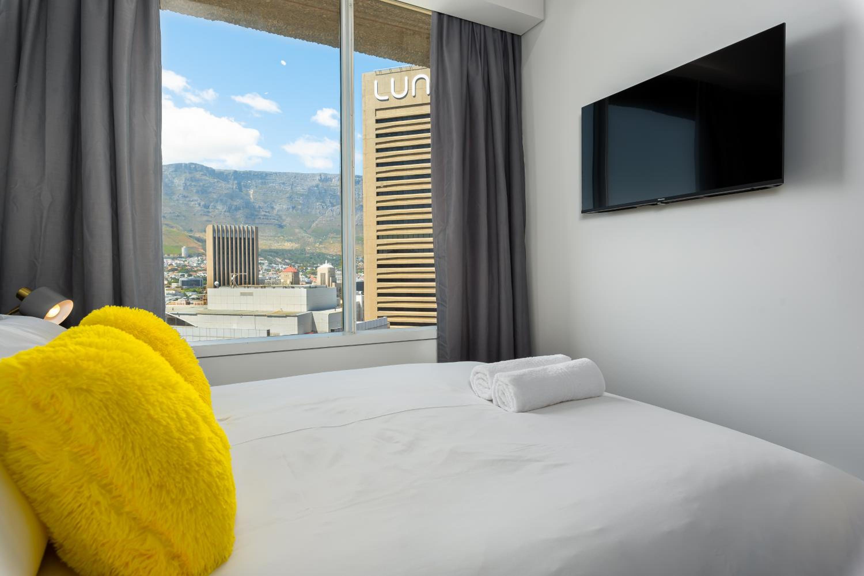 One Thibault Luxury Apartments