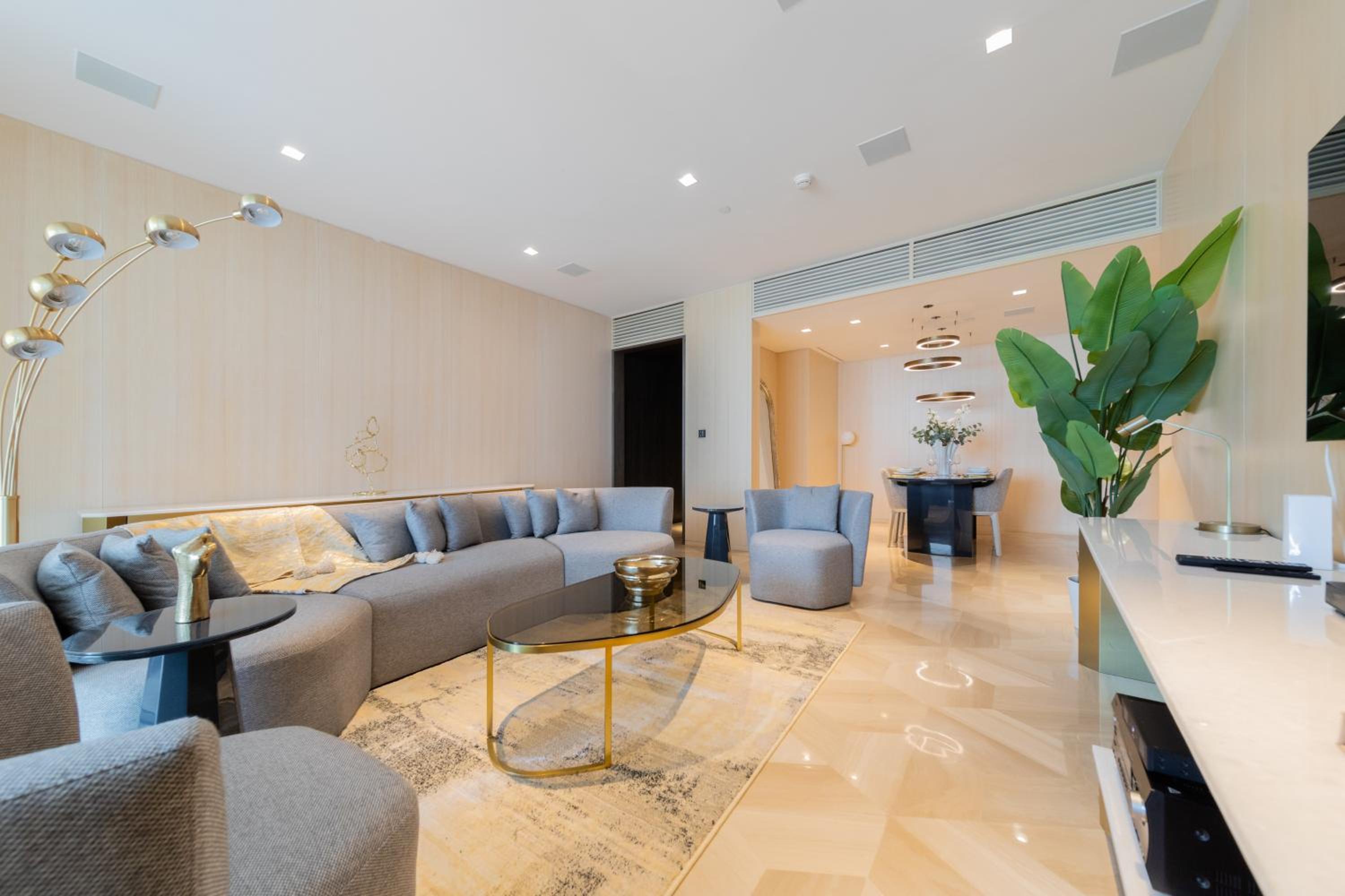 EDEN'S Homes & Villas - FIVE Palm Residences