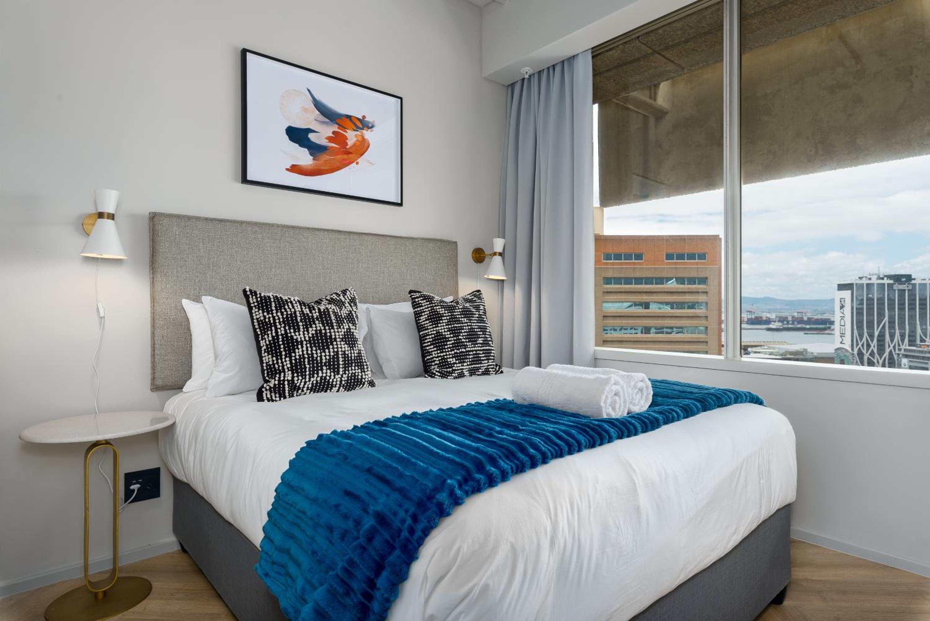 One Thibault Luxury Apartments