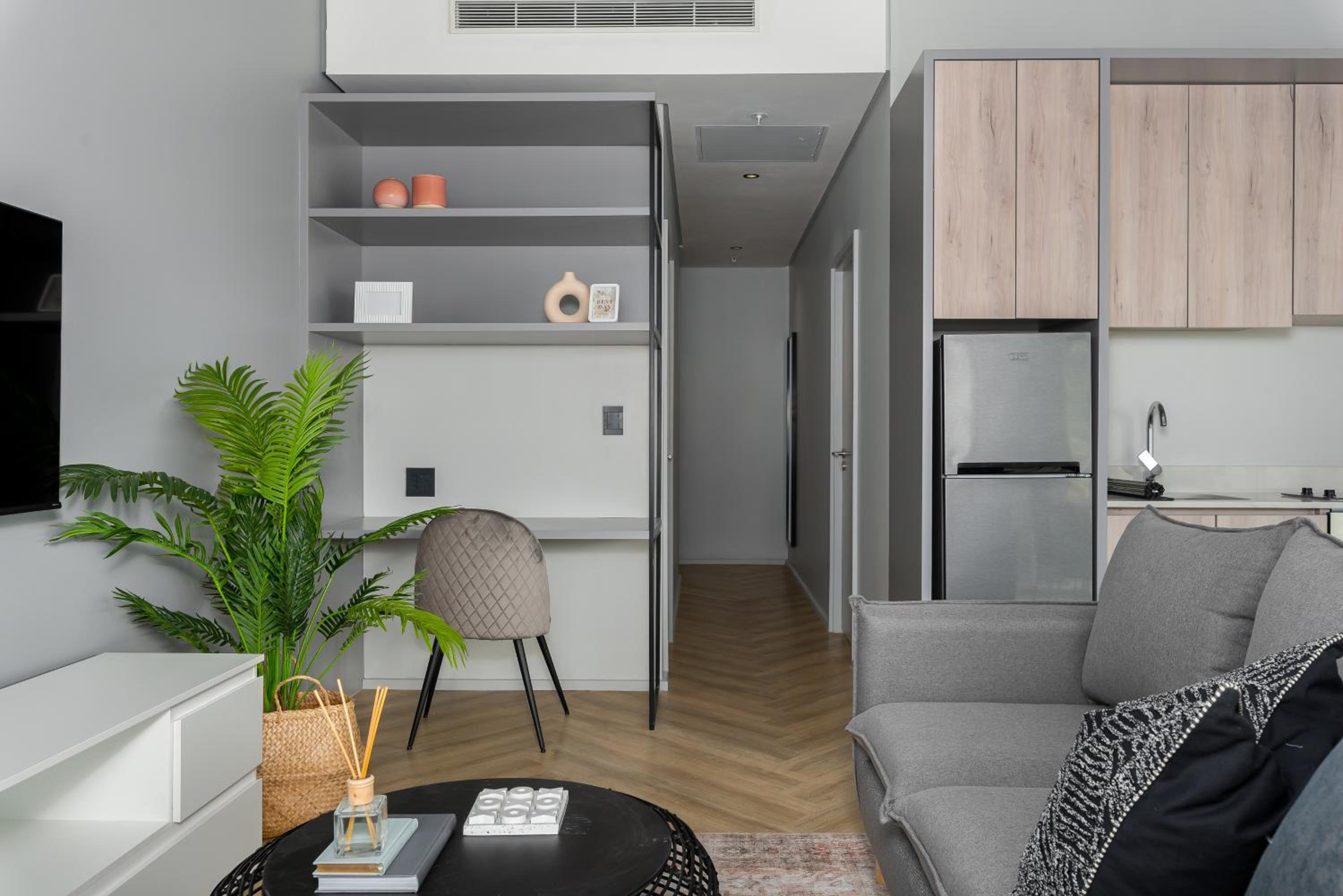 One Thibault Luxury Apartments