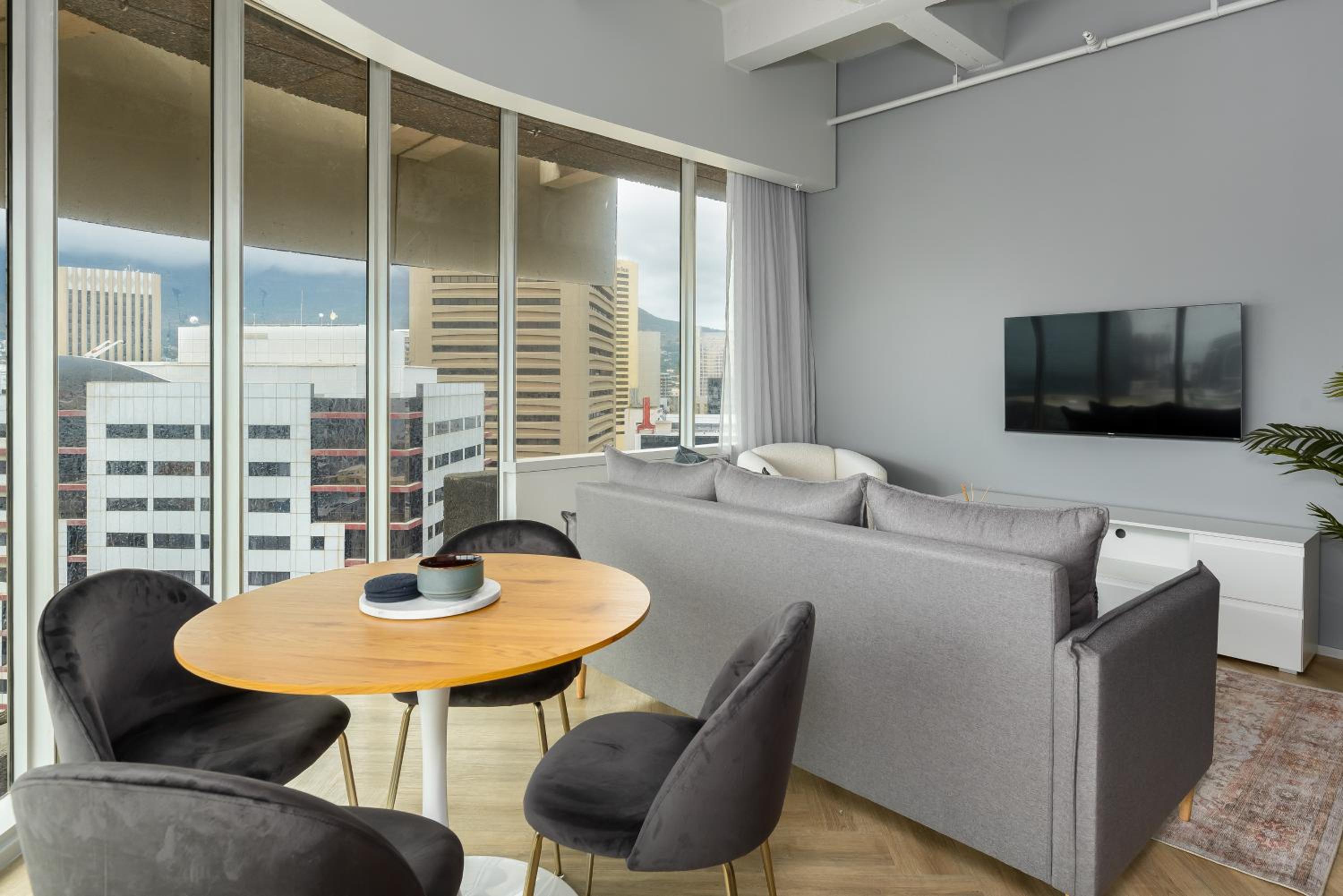 One Thibault Luxury Apartments