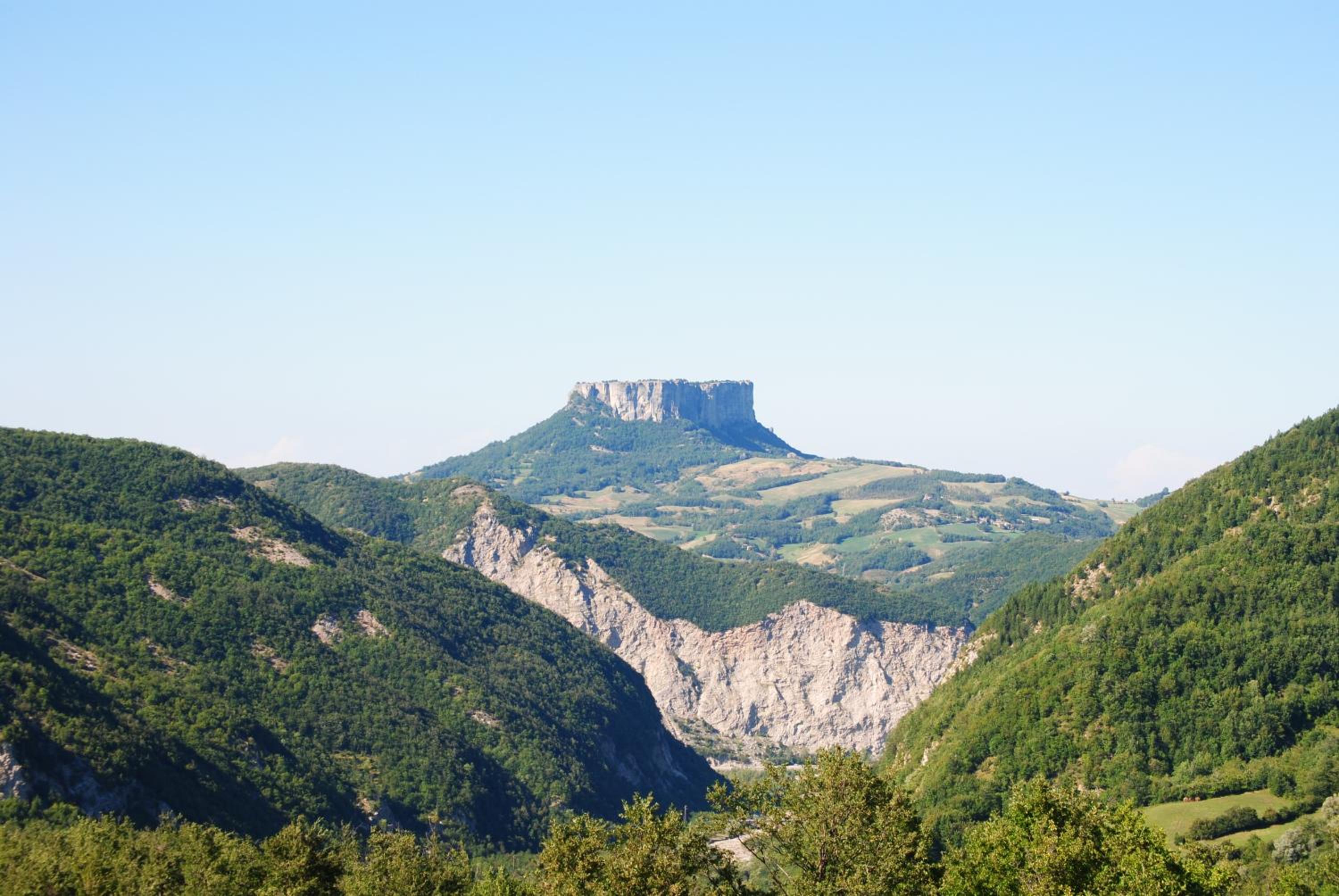 Casale Monte Valestra