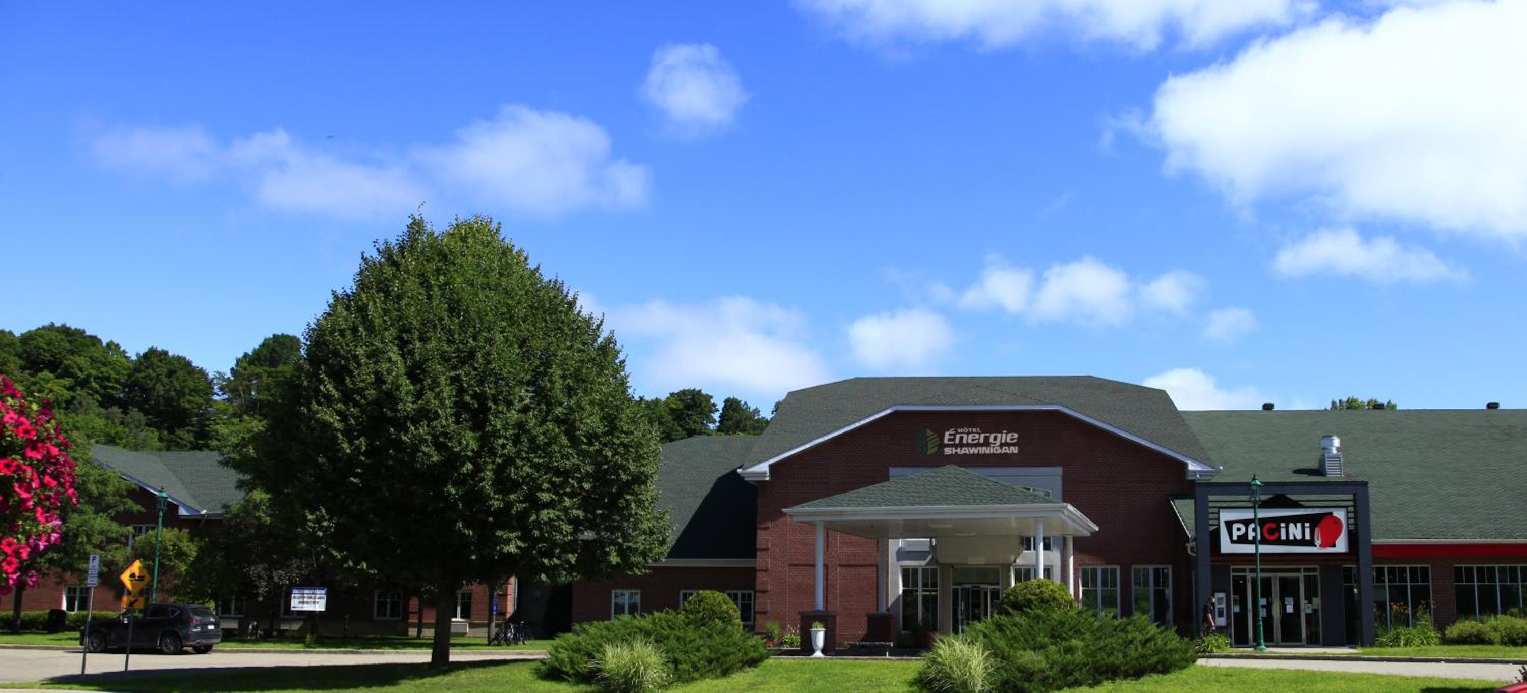 Hôtel Énergie Shawinigan - Image 1