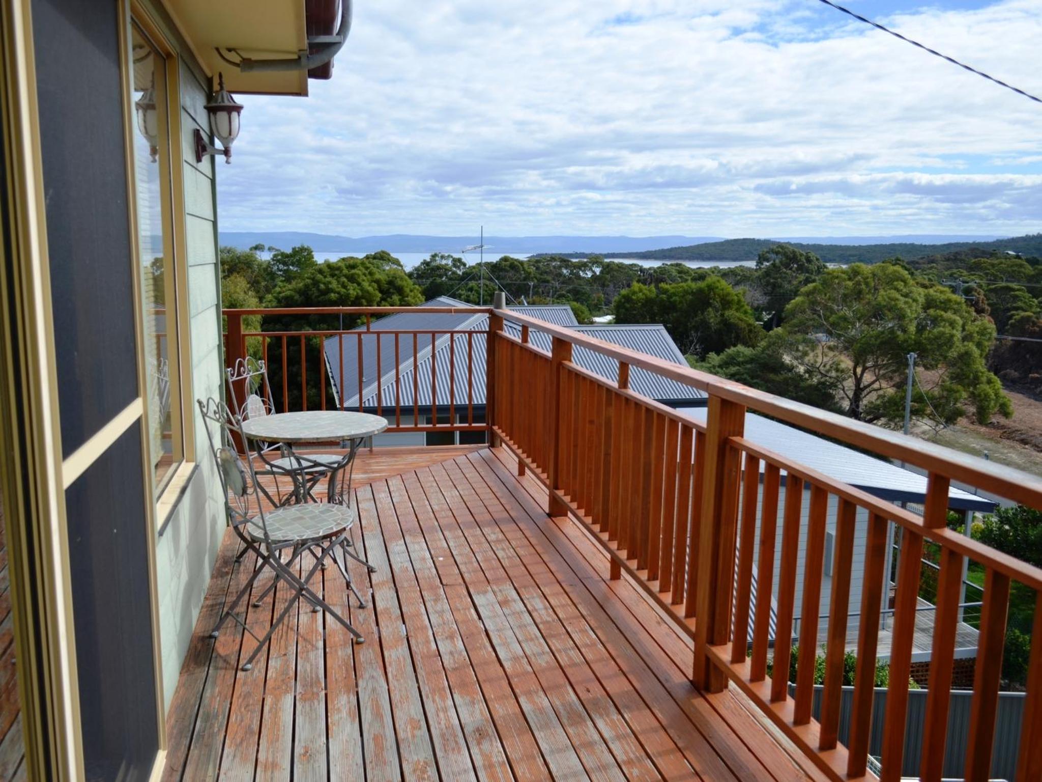 Coles Bay House