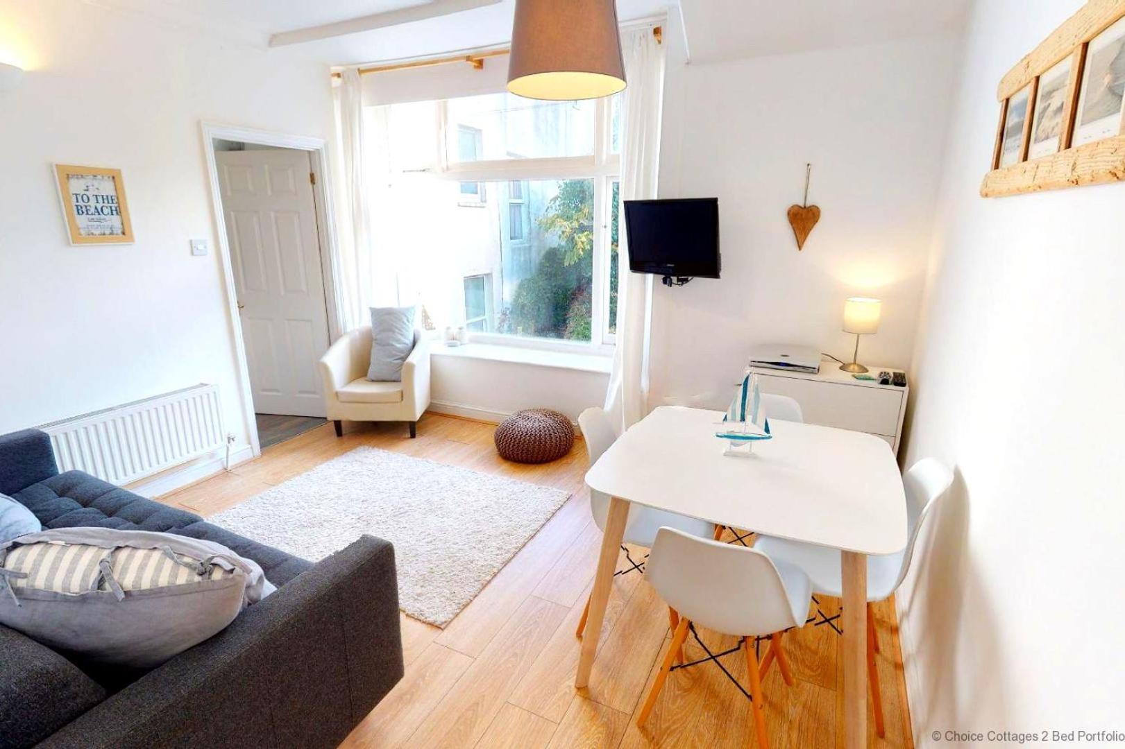 ILFRACOMBE EDEN 2 Bedrooms view 2