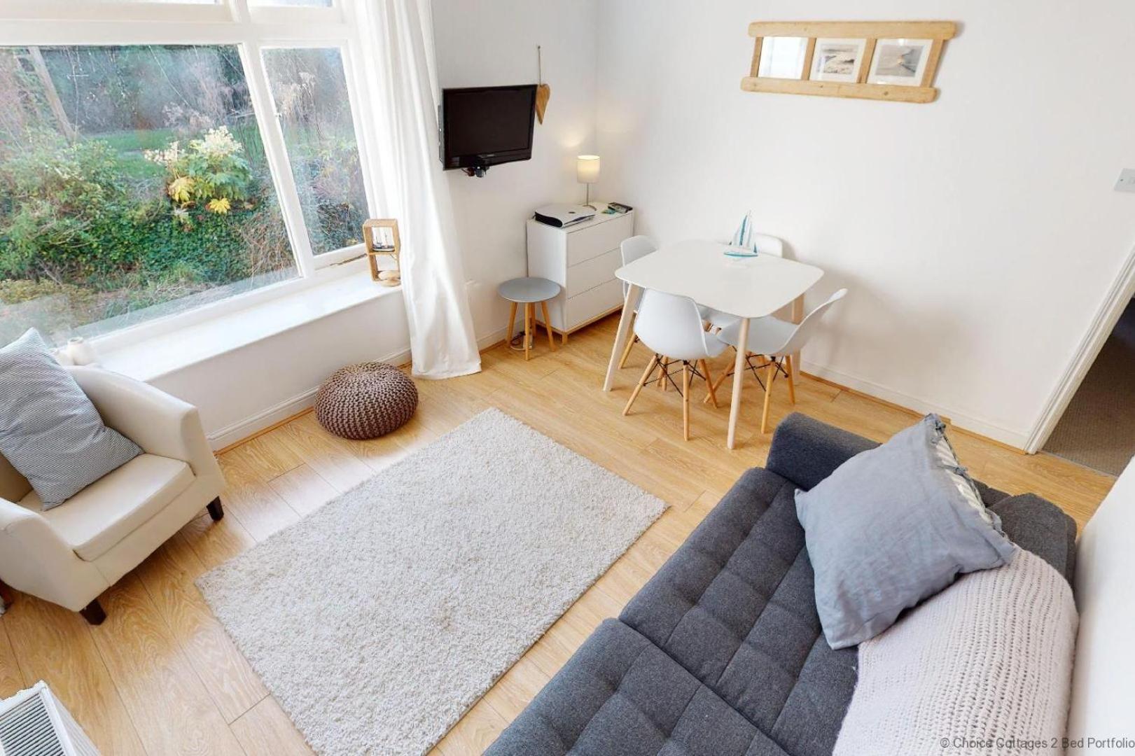 ILFRACOMBE EDEN 2 Bedrooms view 4