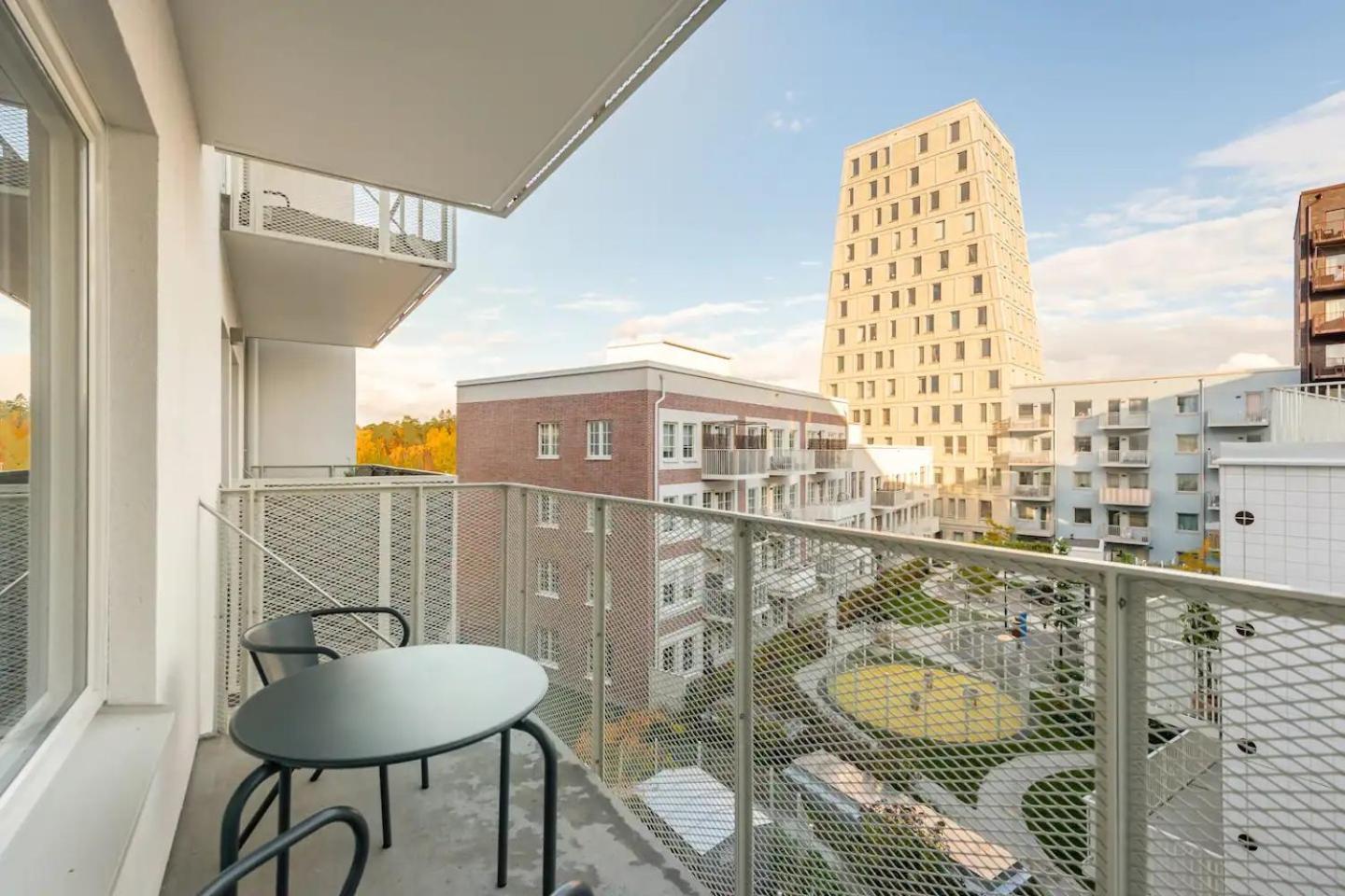 Luxury Business Studio Apartment - Garden View view 5