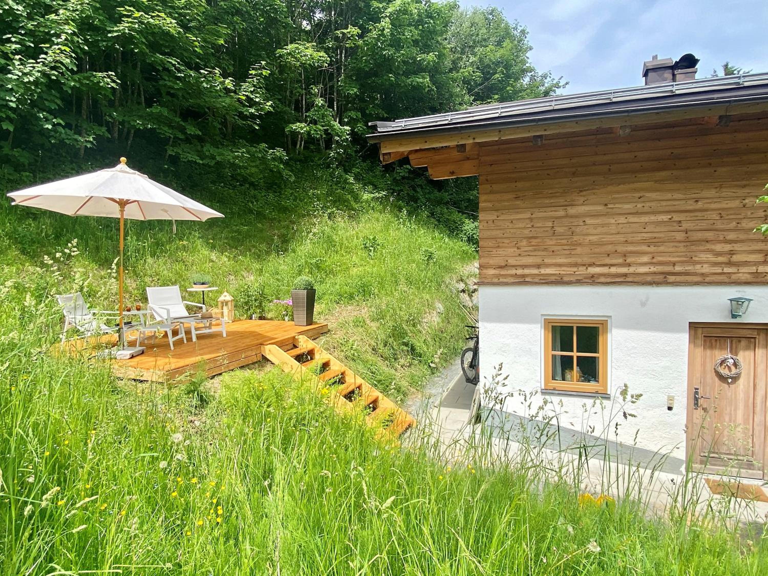 Ski-in & Ski-out out Chalet Maria with amazing mountain view