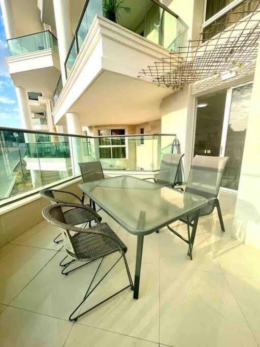 Sunny 3BR Apartment Golf Residence view 3