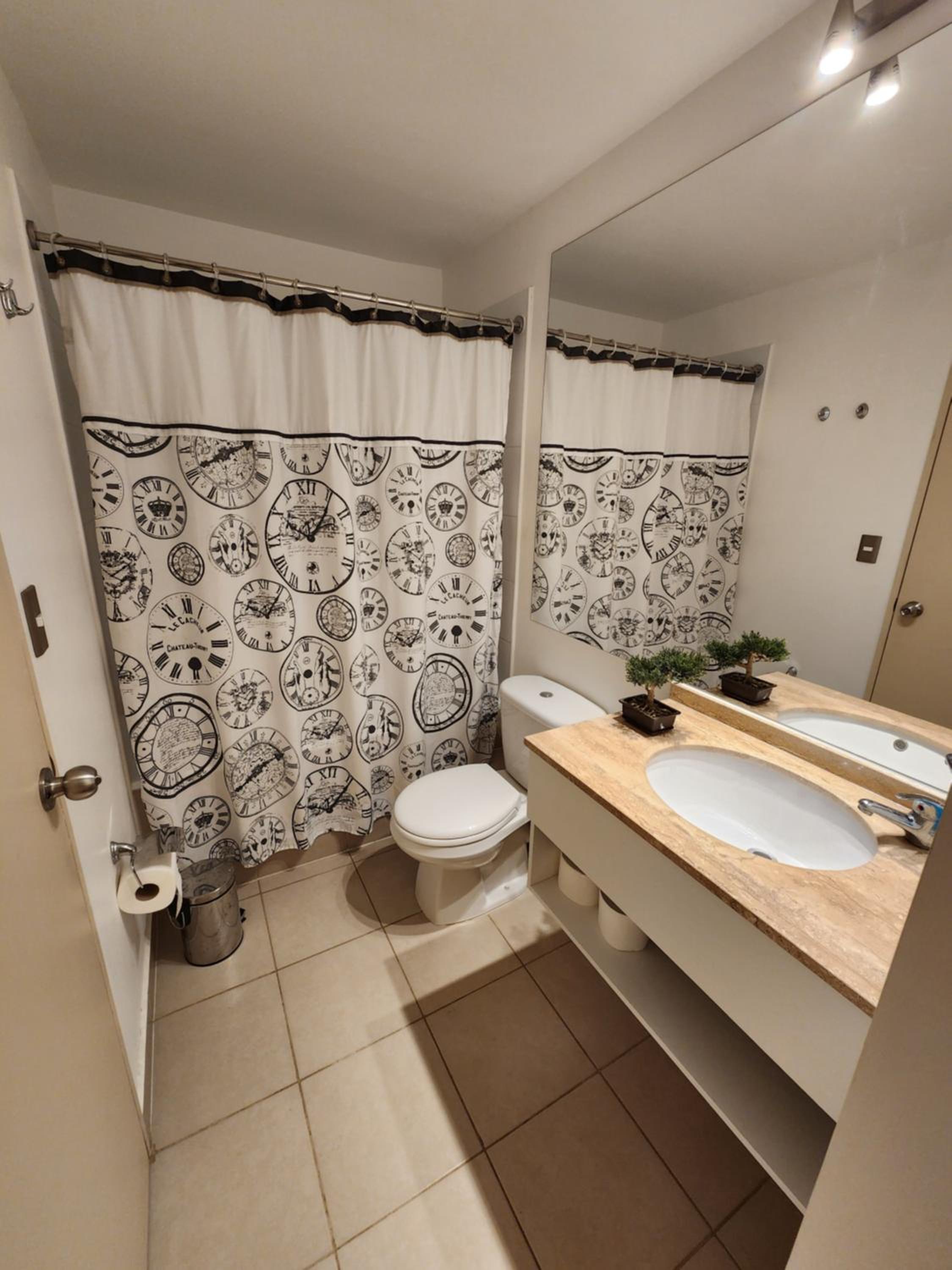 HERMOSO DEPARTAMENTO ALGARROBO NORTE