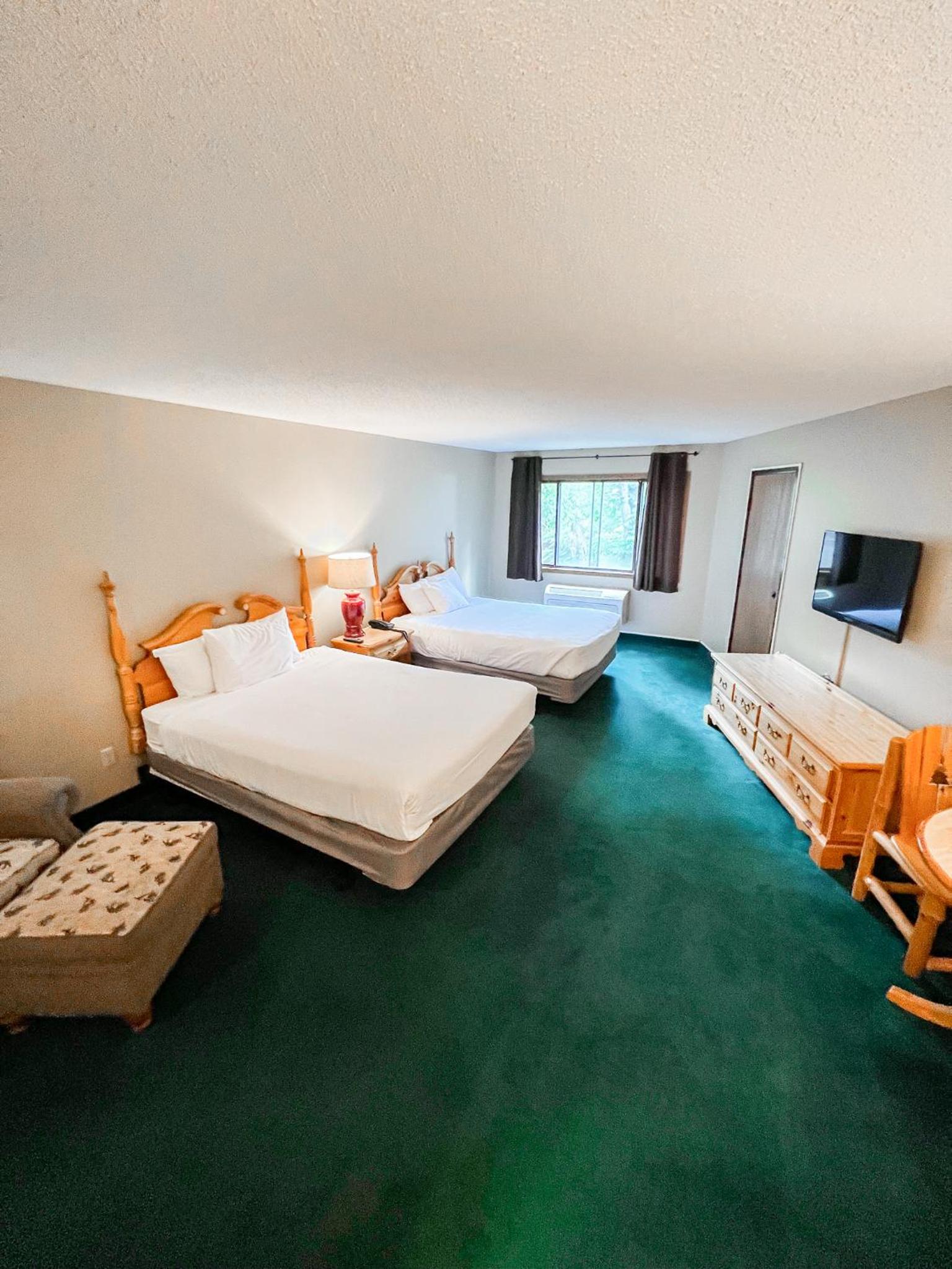 Ruttger's Bay Lake Resort