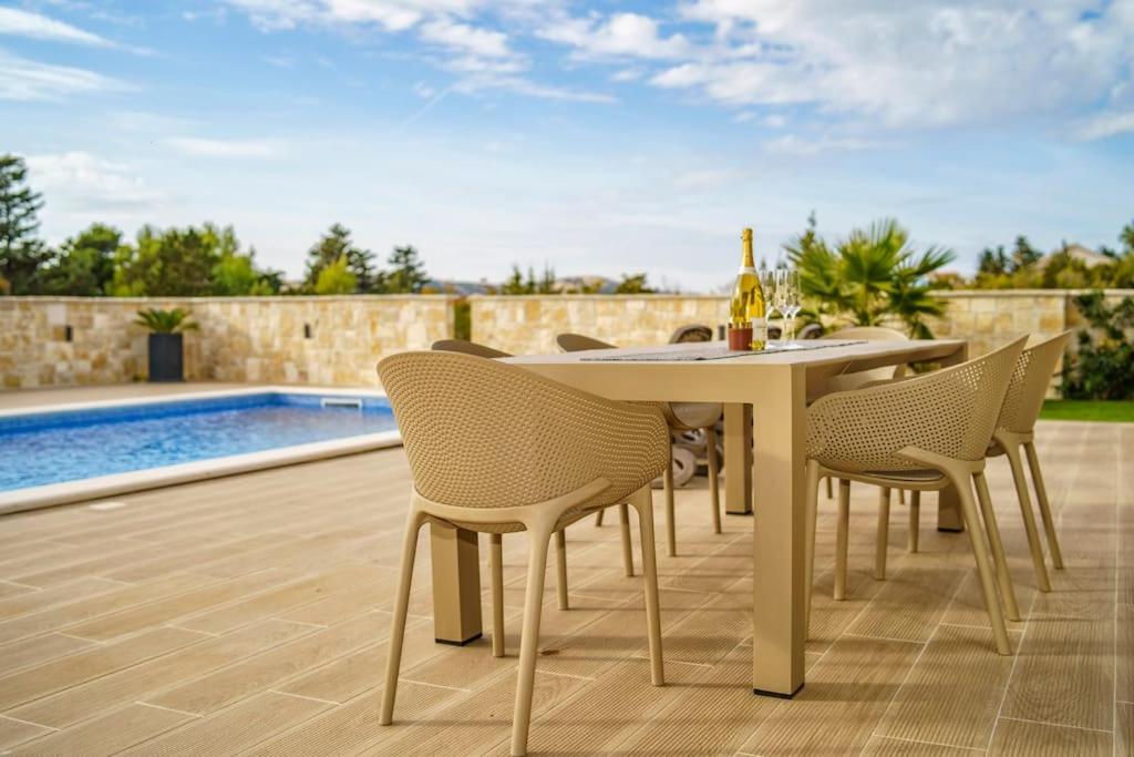 Villa Cissa,brand new villa with private pool
