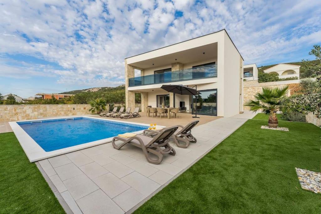 Villa Cissa,brand new villa with private pool