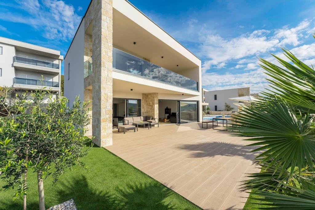 Villa Cissa,brand new villa with private pool