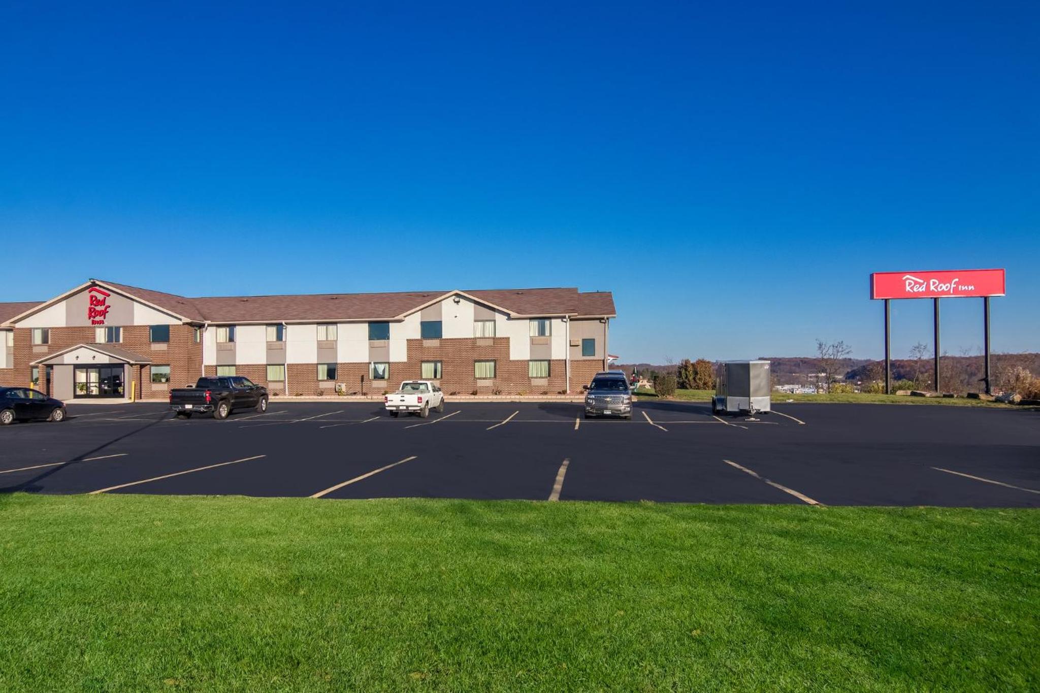 Red Roof Inn Greensburg view 5