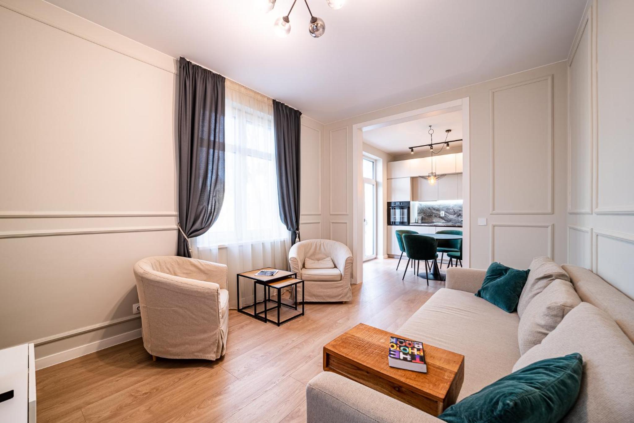 Smart Central Apartment