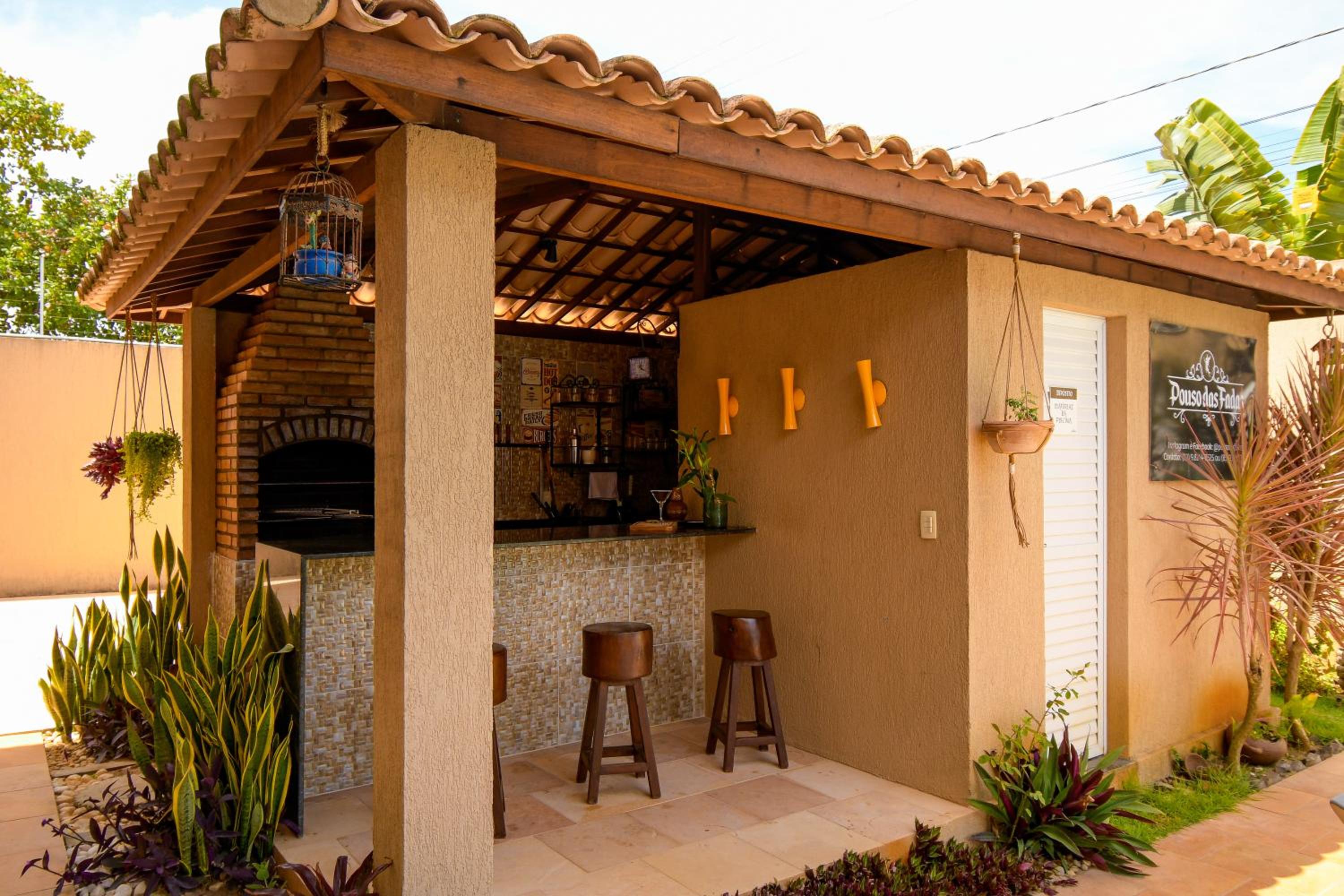 Casa Pouso das Fadas com Arrumadeira e Cozinheira Profissional
