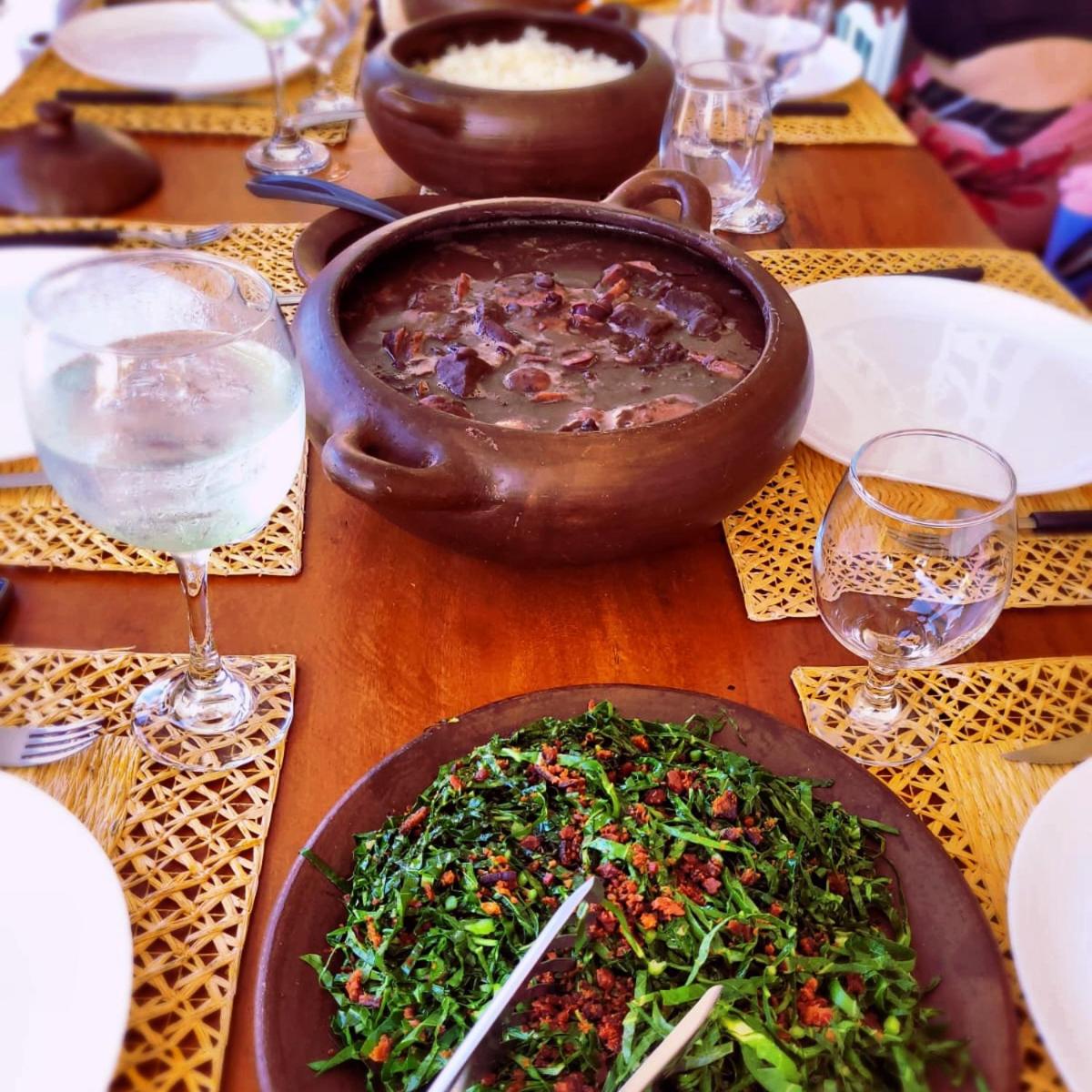 Casa Pouso das Fadas com Arrumadeira e Cozinheira Profissional