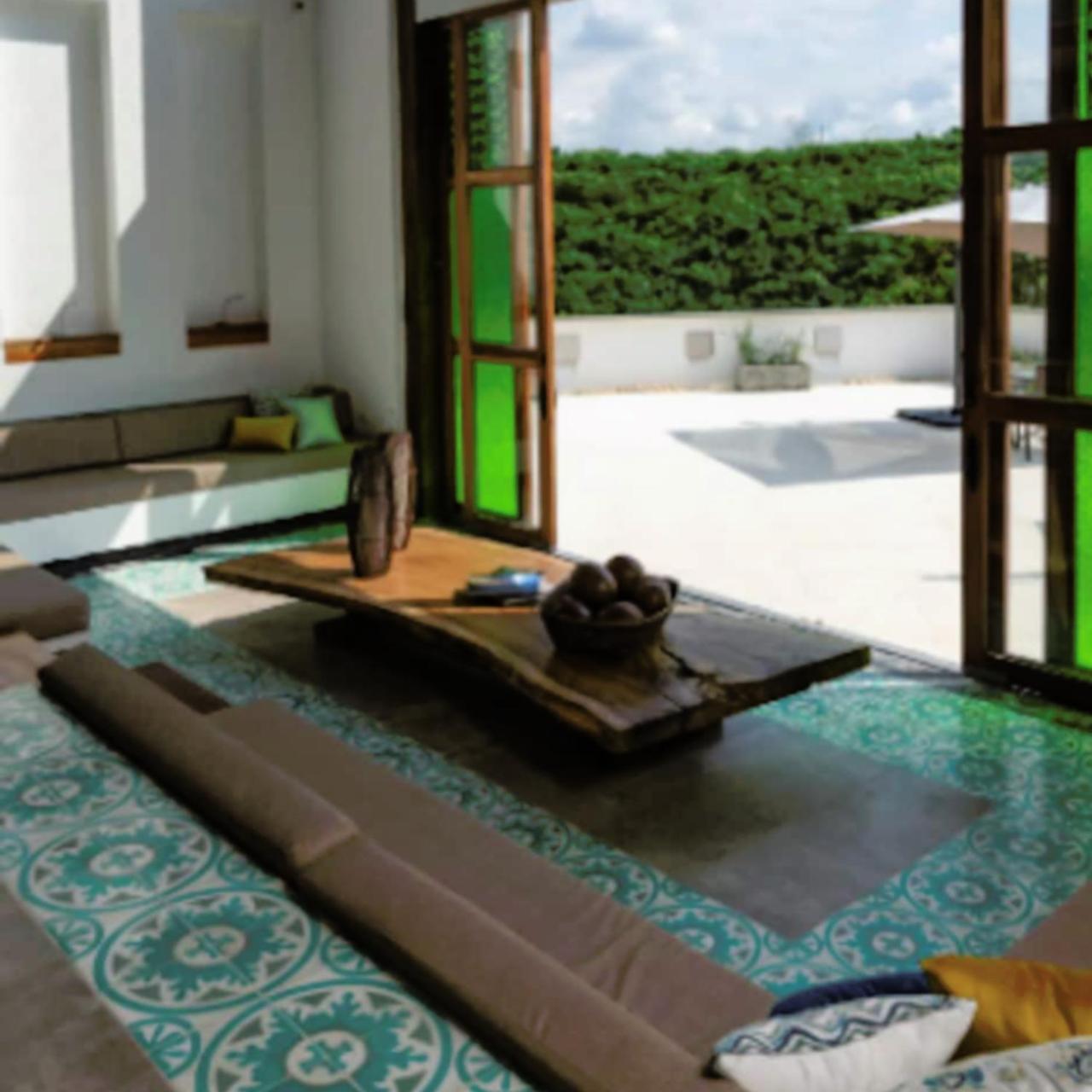 Casa Campestre Montenegro cerca al Parque del Café con piscina privada