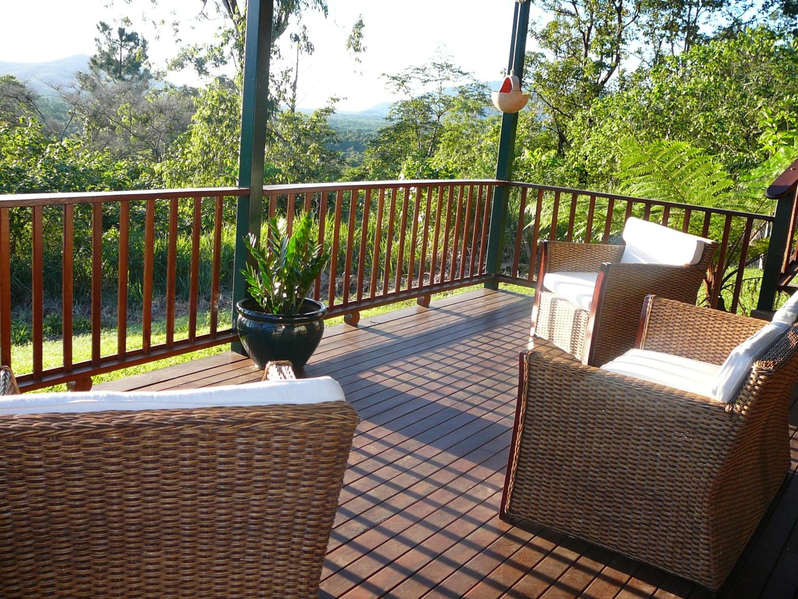 Coral Sea Views
