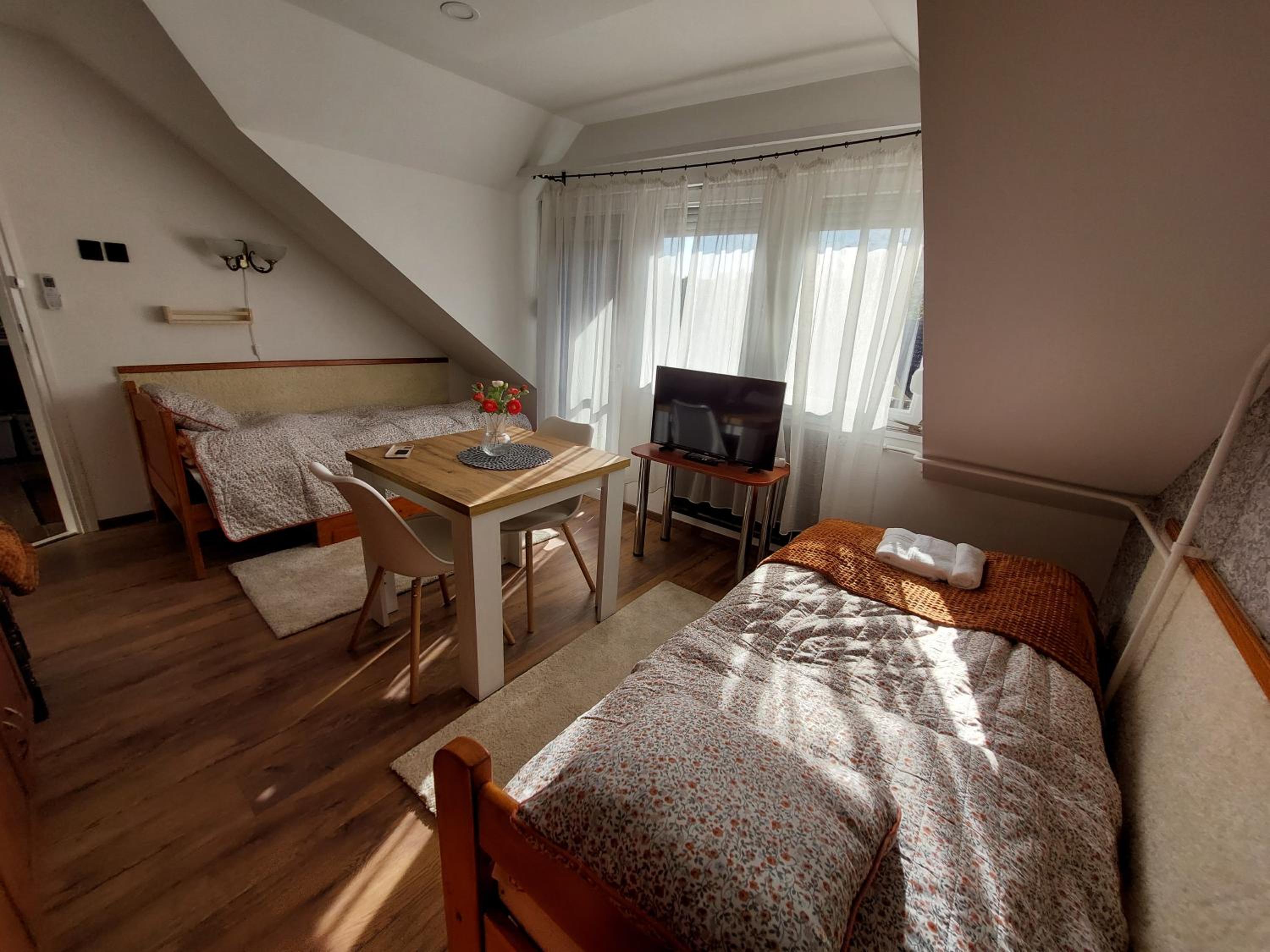 Summer House Apartman view 3