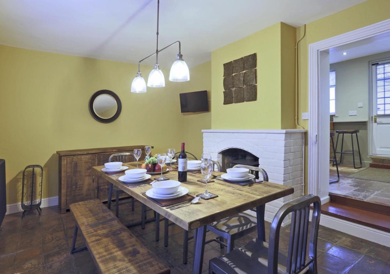 2 Bed in Eye oc-4lamb