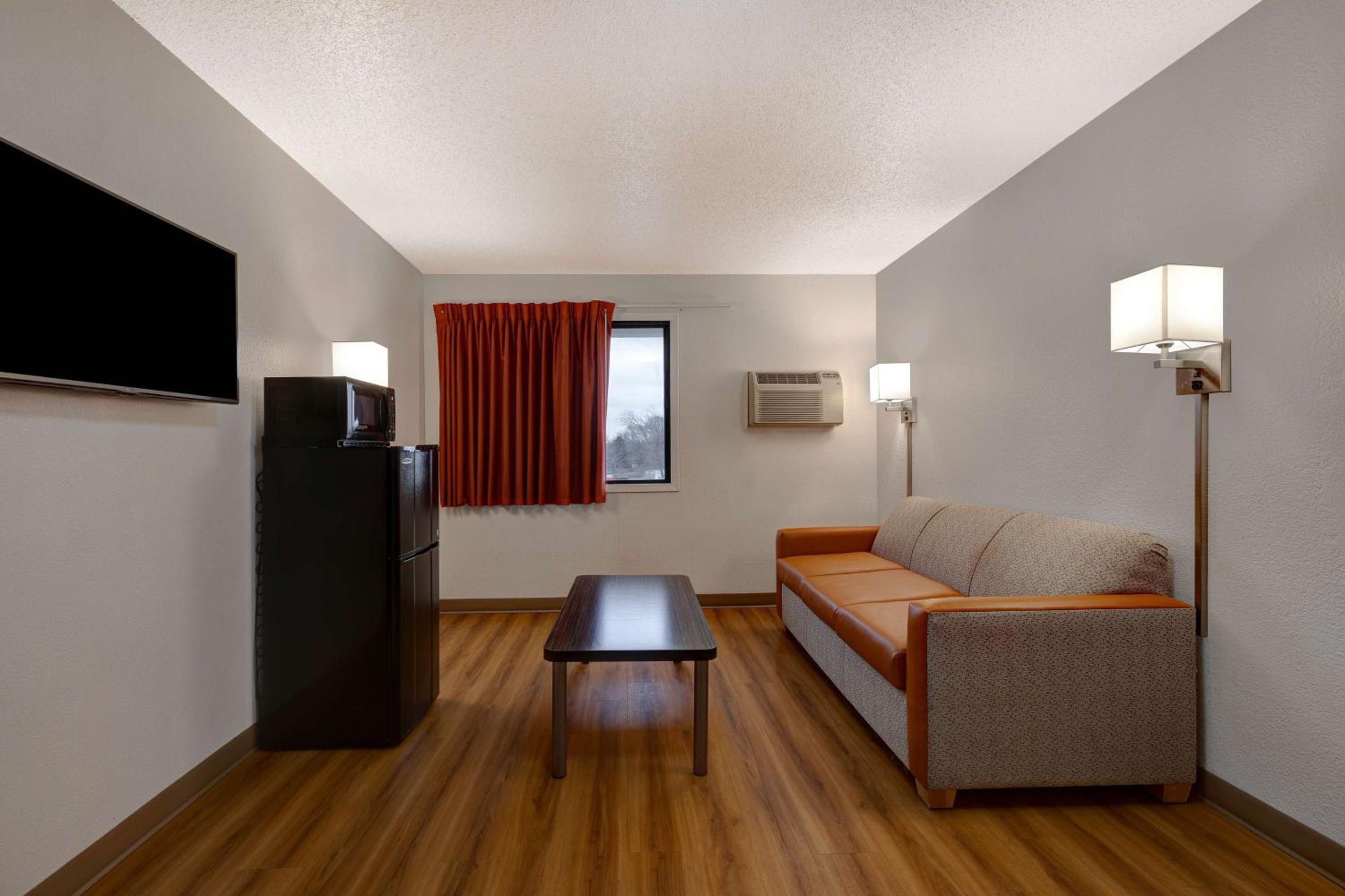 Motel 6-Lakeville, MN - South - Lakeville