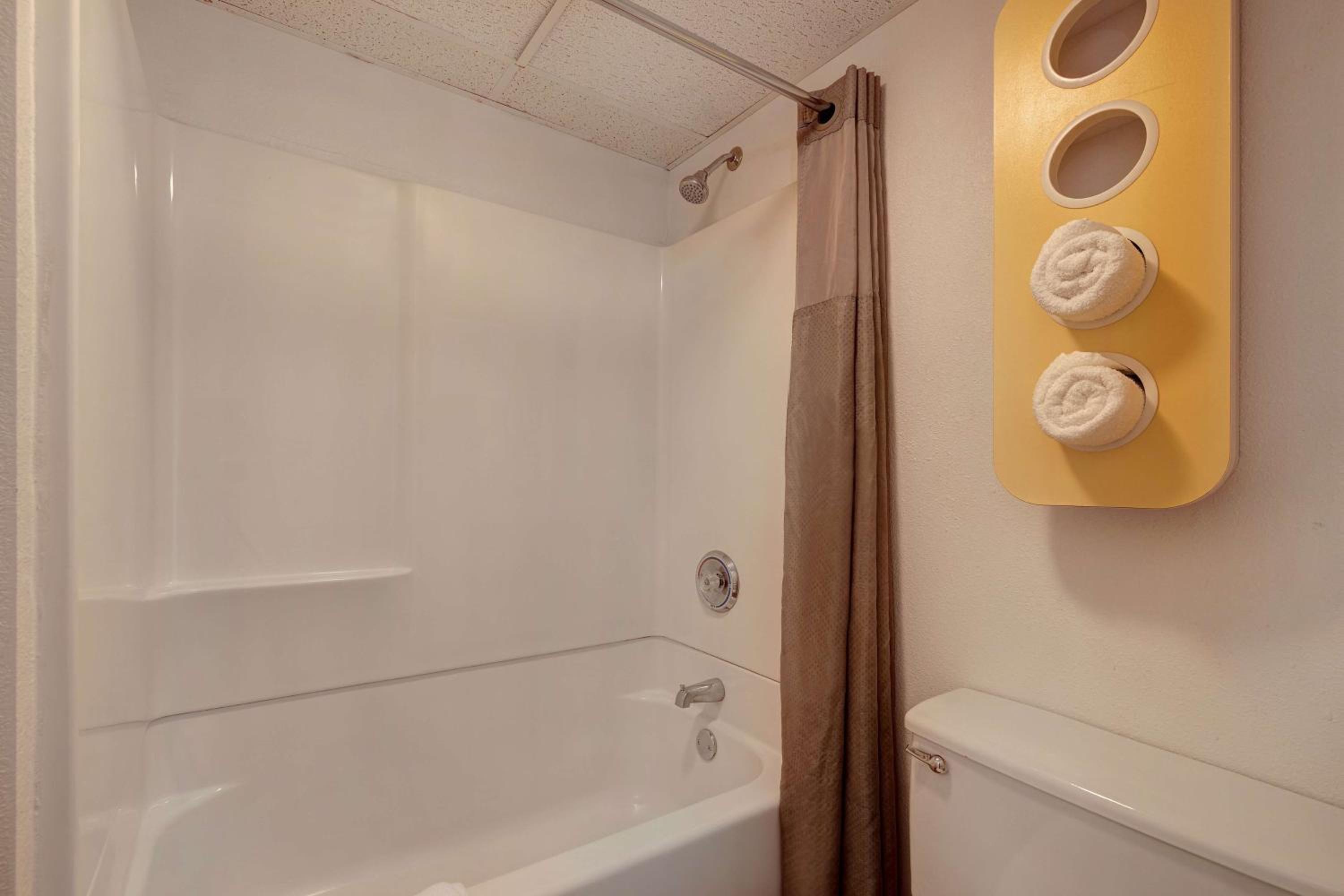Motel 6-Lakeville, MN - South - Lakeville