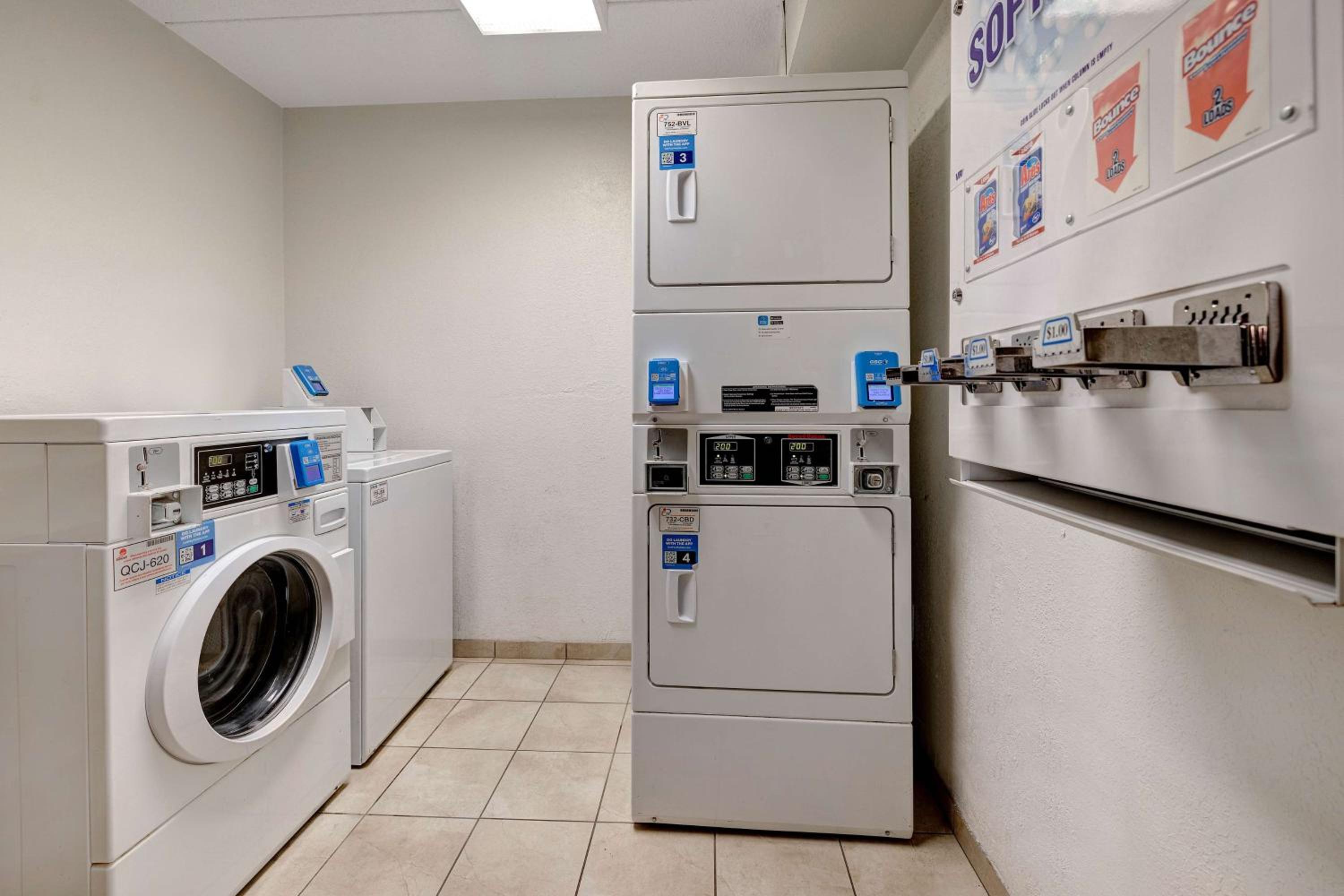 Motel 6-Lakeville, MN - South - Lakeville