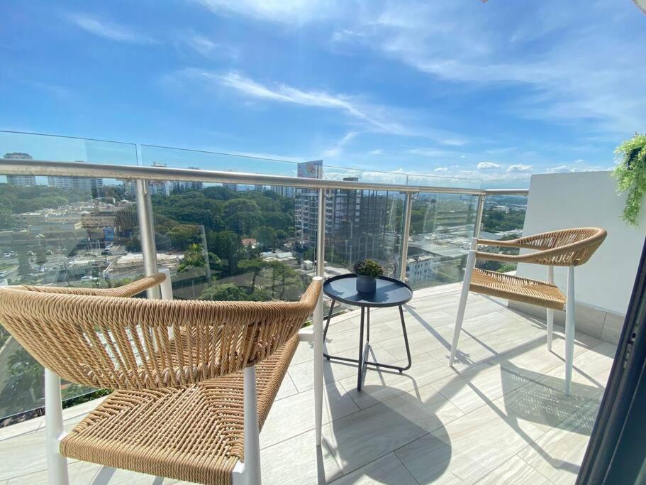 Soha Panorama B13 King Bed High Floor Balcony View view 2