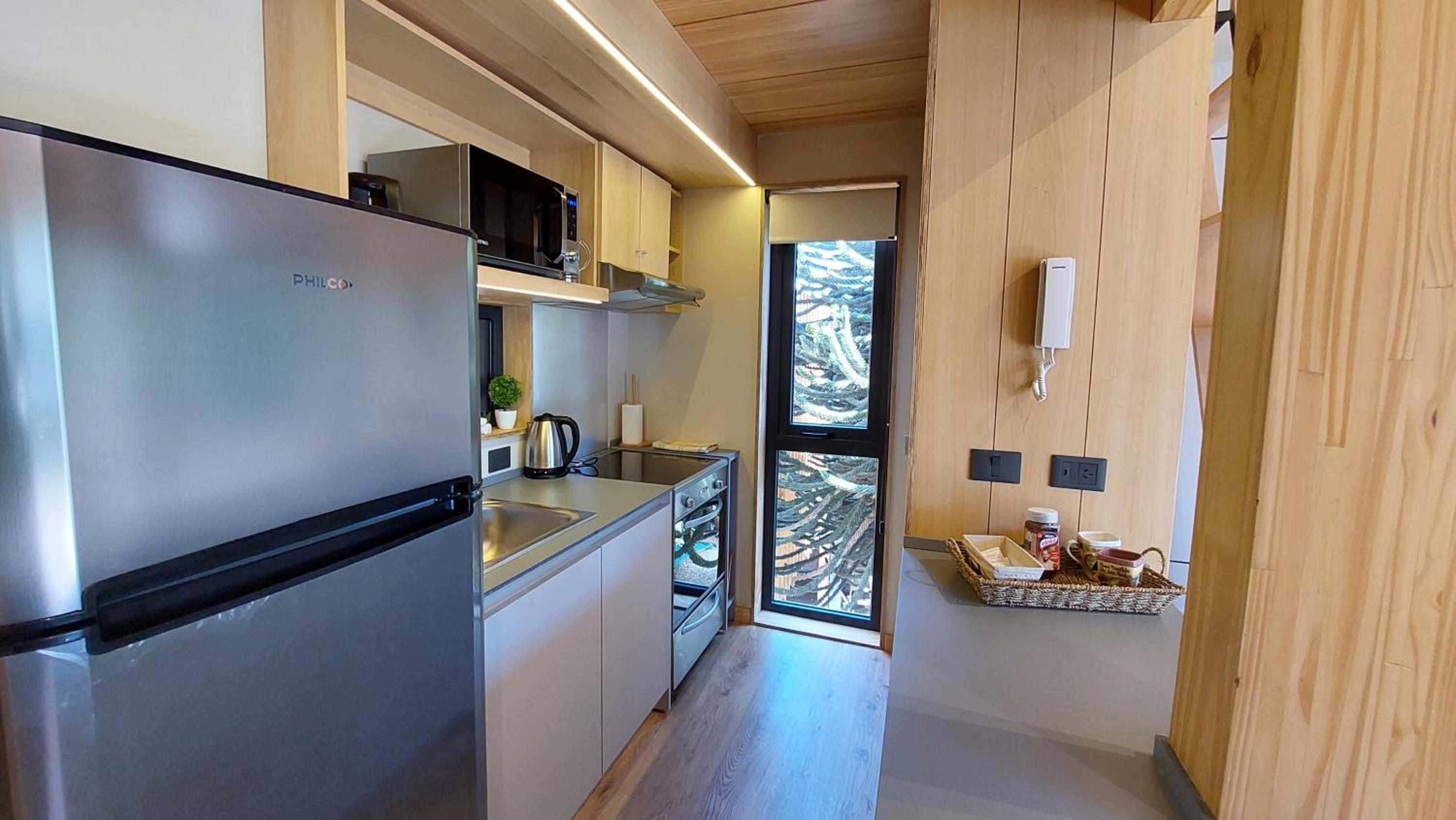 Hermoso monoambiente con entrepiso, para 3 personas, excelente ubicación y vista. 23V5