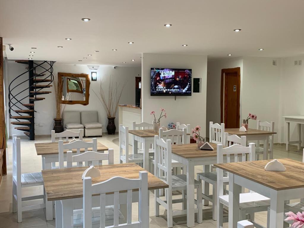 restaurant