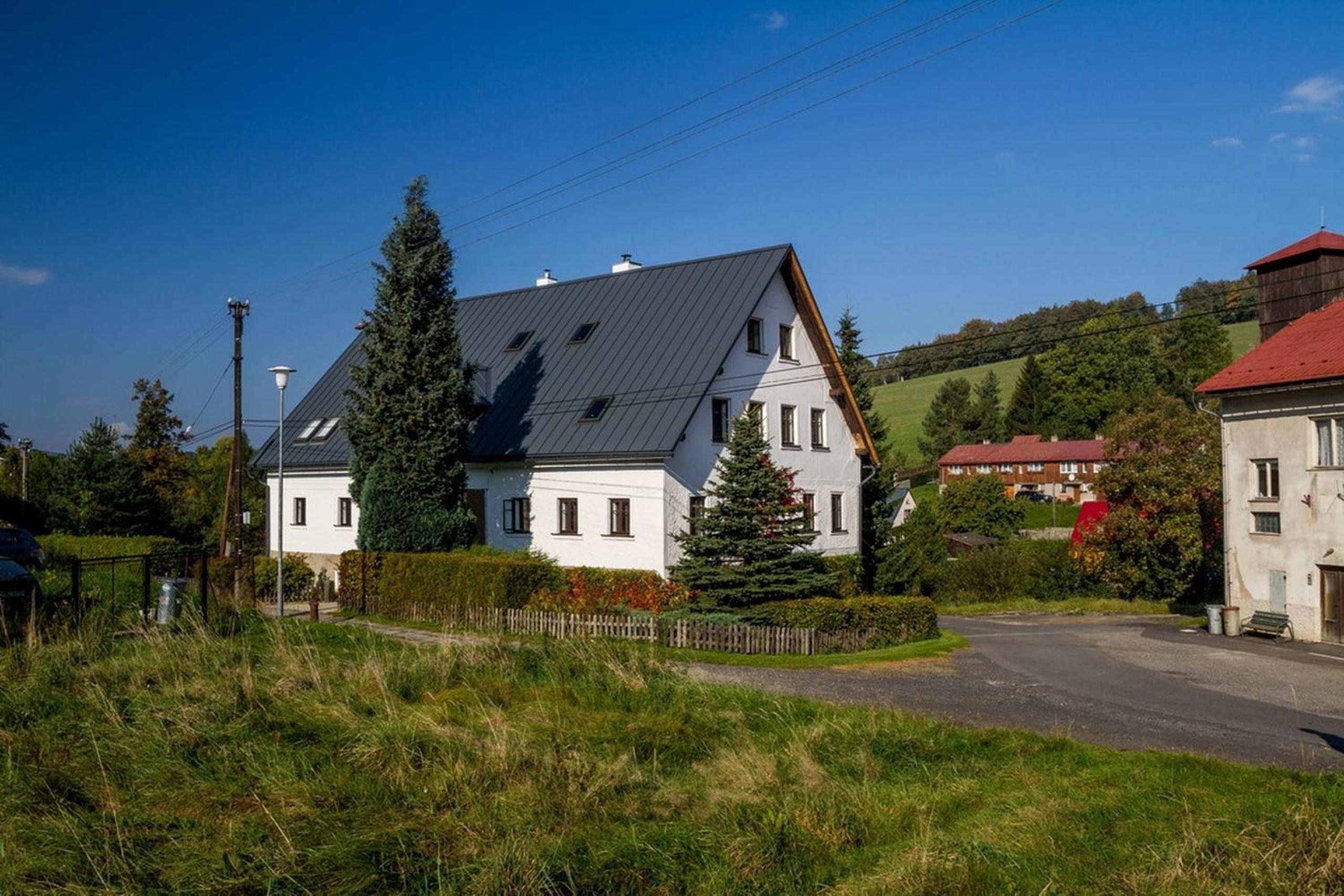 Jizerské hory, apartmány, zahrada, parkování zdarma