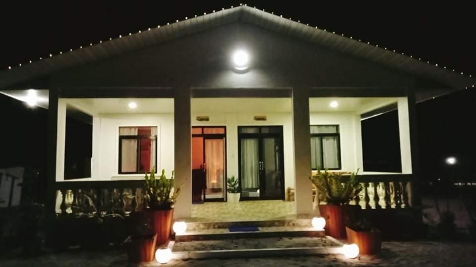 La Cala Beach House at Puerto Silanguin