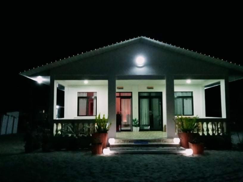 La Cala Beach House at Puerto Silanguin