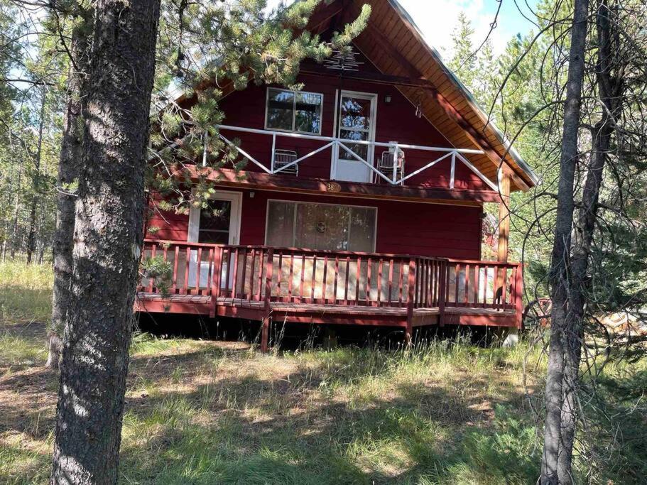 Hotel White Owl Retreat Yellowstone Grand Teton - Image 1