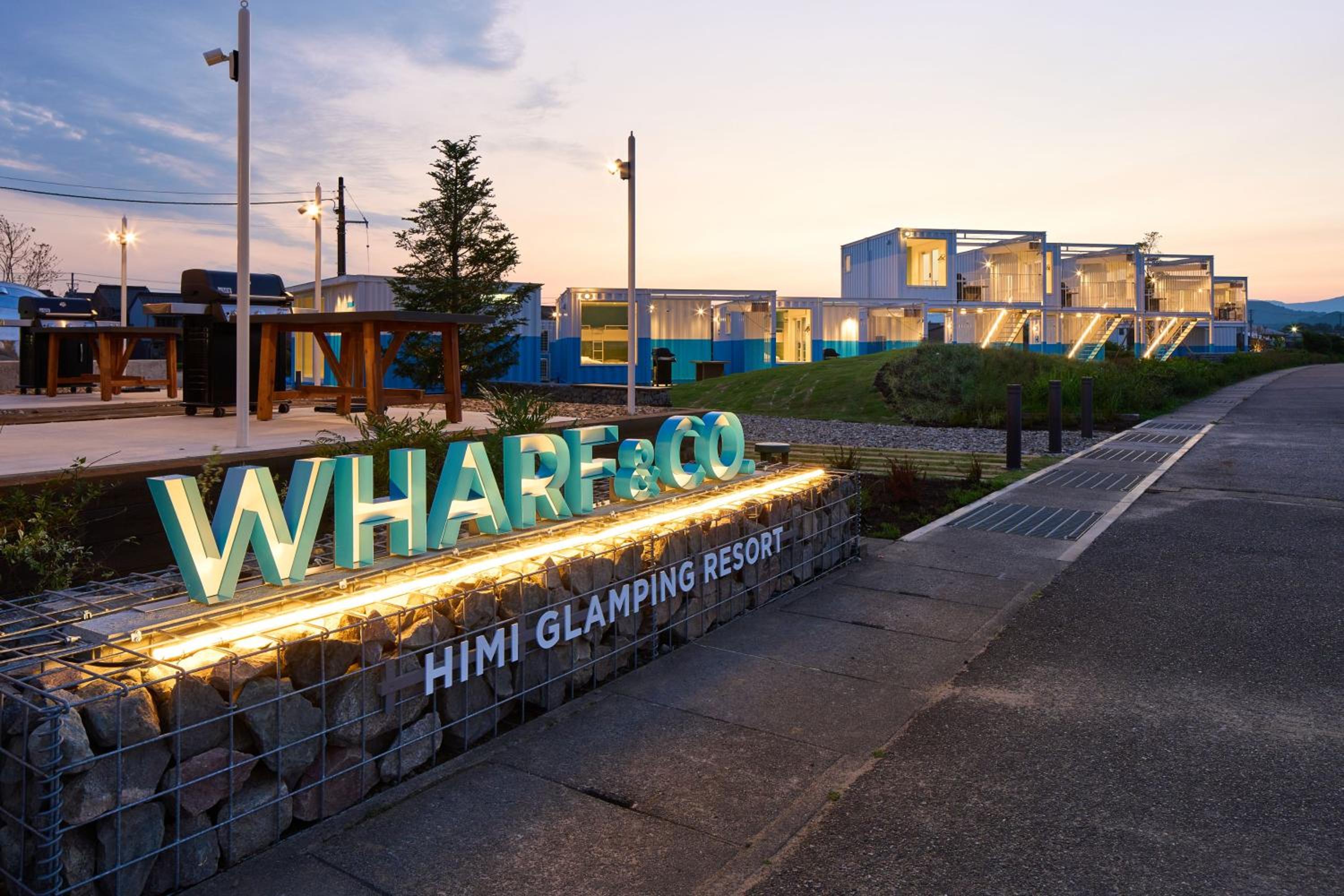 WHARFandCO