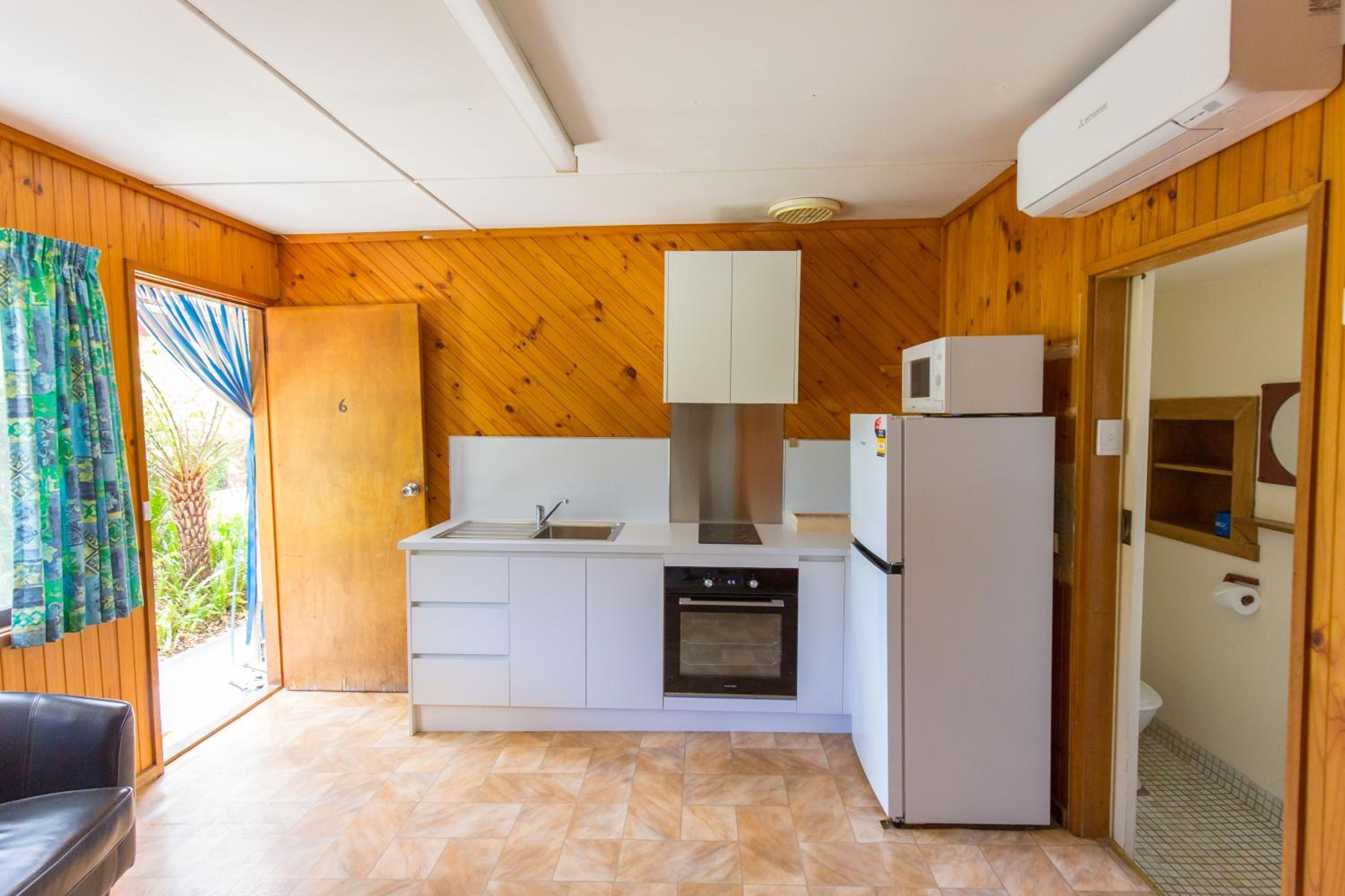 Wonboyn Cabins